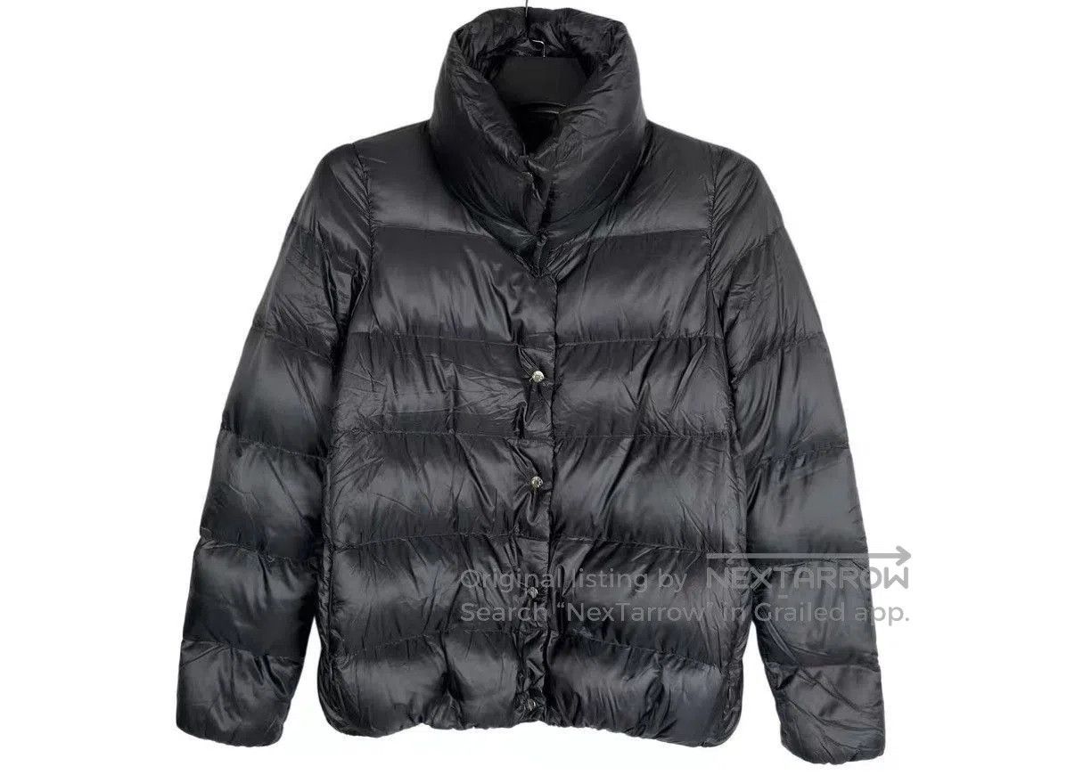 Moncler Black Puffer Jacket with High Collar. Size US XS / EU 42 / 0 - 1 Thumbnail