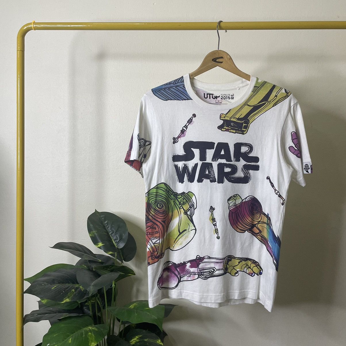 Japanese Brand × Star Wars 2015 Uniqlo x Star Wars AOP T Shirt Rare Design Size US S / EU 44-46 / 1 - 1 Thumbnail