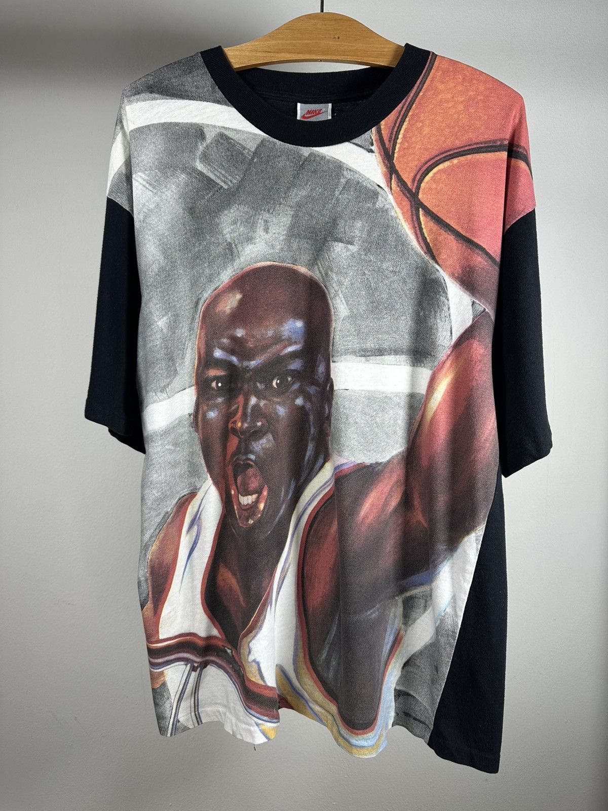 Jordan Brand Vintage rare nike Michael jordan all over print tee shirt Size US L / EU 52-54 / 3 - 2 Thumbnail