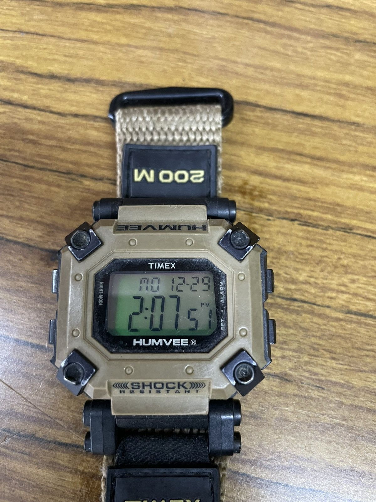 Timex TIMEX HUMVEE 1998 Khakis 200M VINTAGE MILITARY WATCHES Size ONE SIZE - 4 Thumbnail