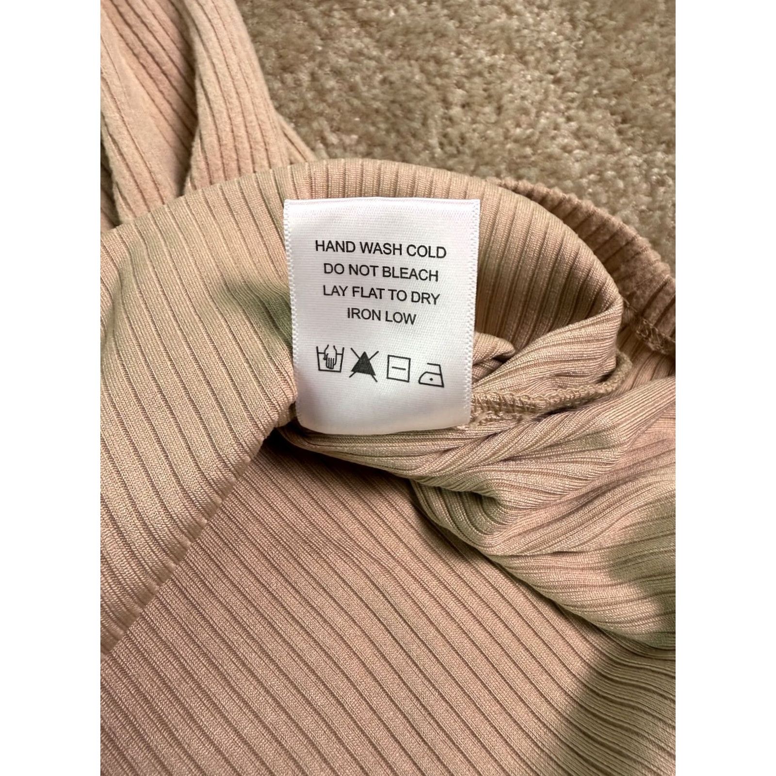 Vintage VINTAGE? No. (But need final title) Size XL / US 12-14 / IT 48-50 - 5 Thumbnail
