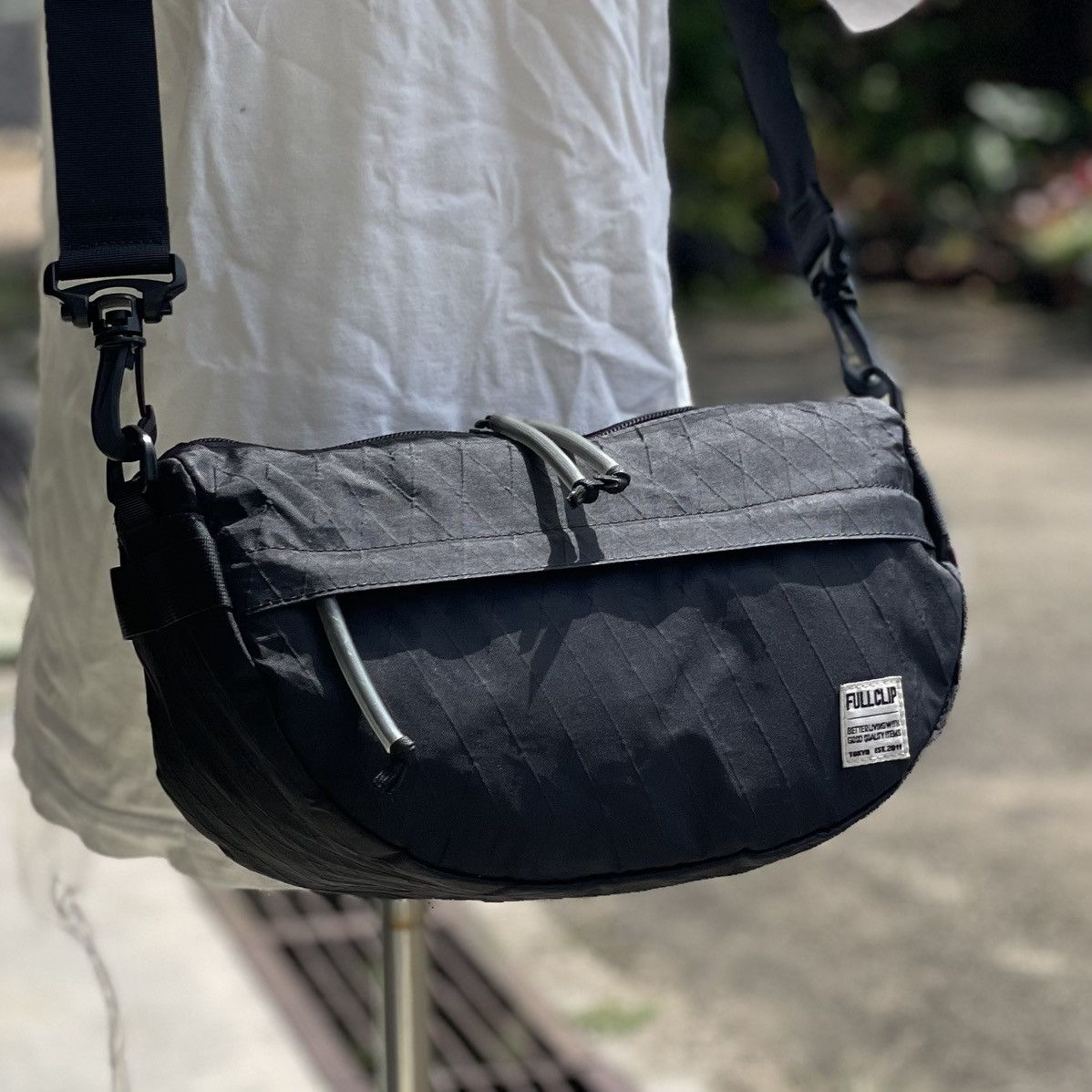 Japanese Brand 🇯🇵 JAPANESE BRAND FULLCLIP TRIPPIN CROSSBODY BOAT SHAPE Size ONE SIZE - 2 Thumbnail