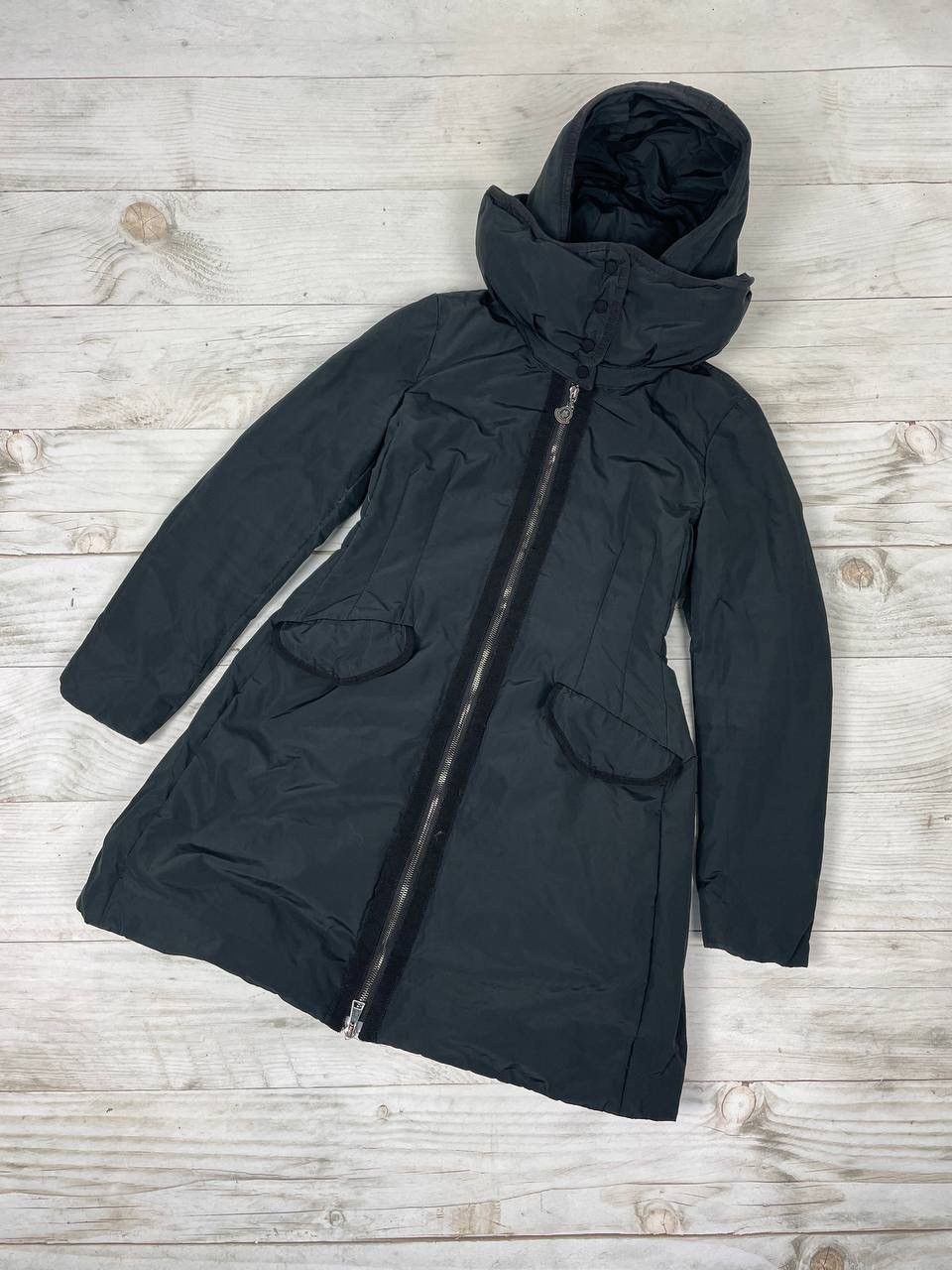 Moncler Moncler Saissac Guibbotto Down Jacket Coat Black Woman Size XS / US 0-2 / IT 36-38 - 1 Thumbnail