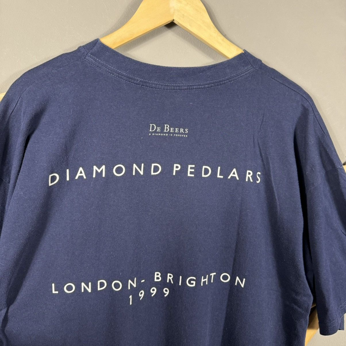 Vintage Vintage 1999 Diamond Pedlars De Beers London T-shirt Size US L / EU 52-54 / 3 - 7 Thumbnail