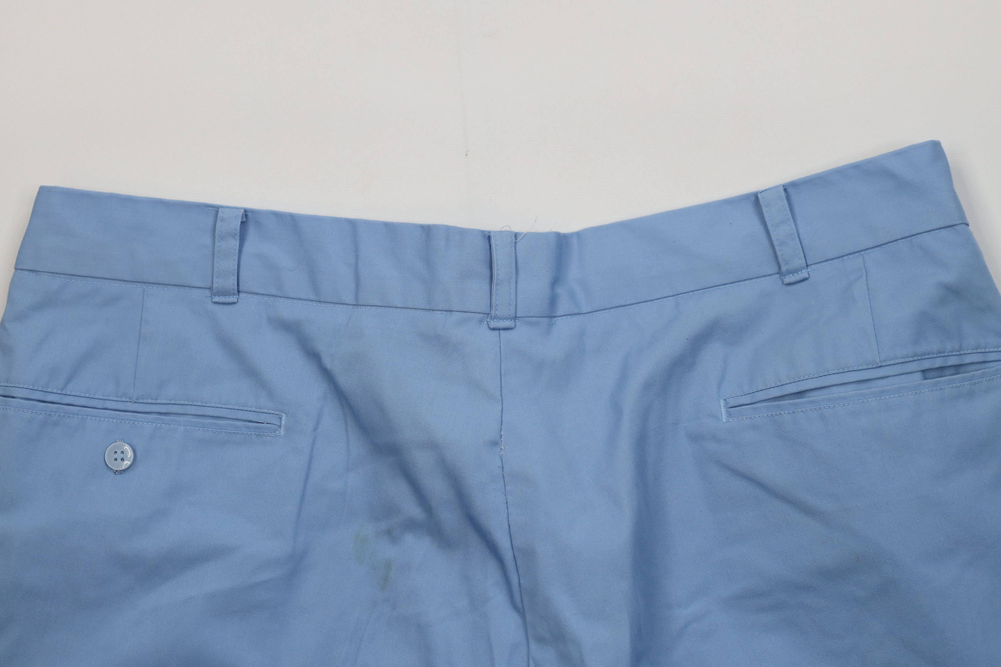 Vintage Vintage 70s Streetwear Above Knee Chino Shorts Carolina Blue Size US 36 / EU 52 - 10 Thumbnail