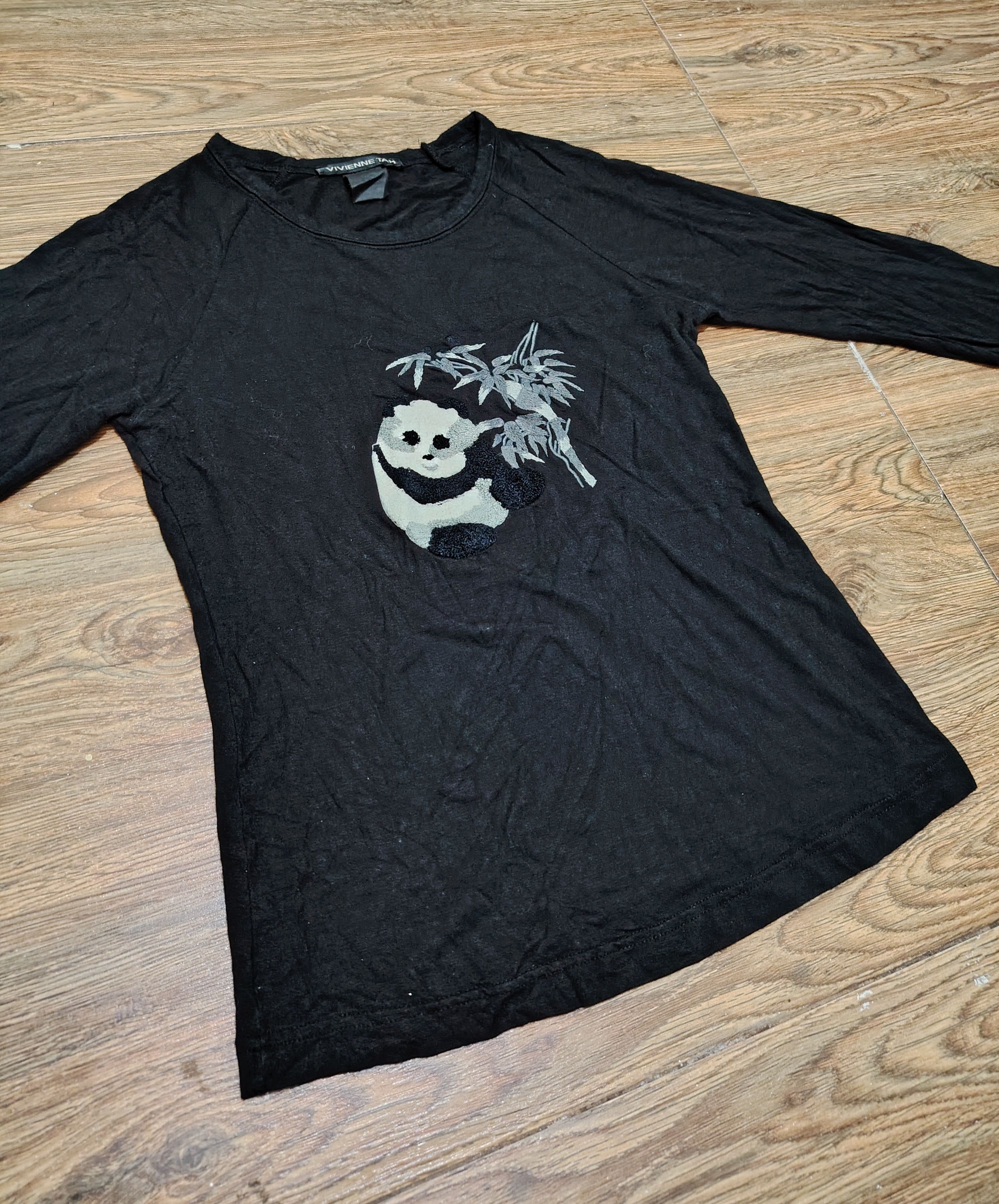 Vivienne Tam VIVIENNE TAM - Vintage - 'Rare' Panda Embroidered L/S Shirt Size XS / US 0-2 / IT 36-38 - 2 Thumbnail
