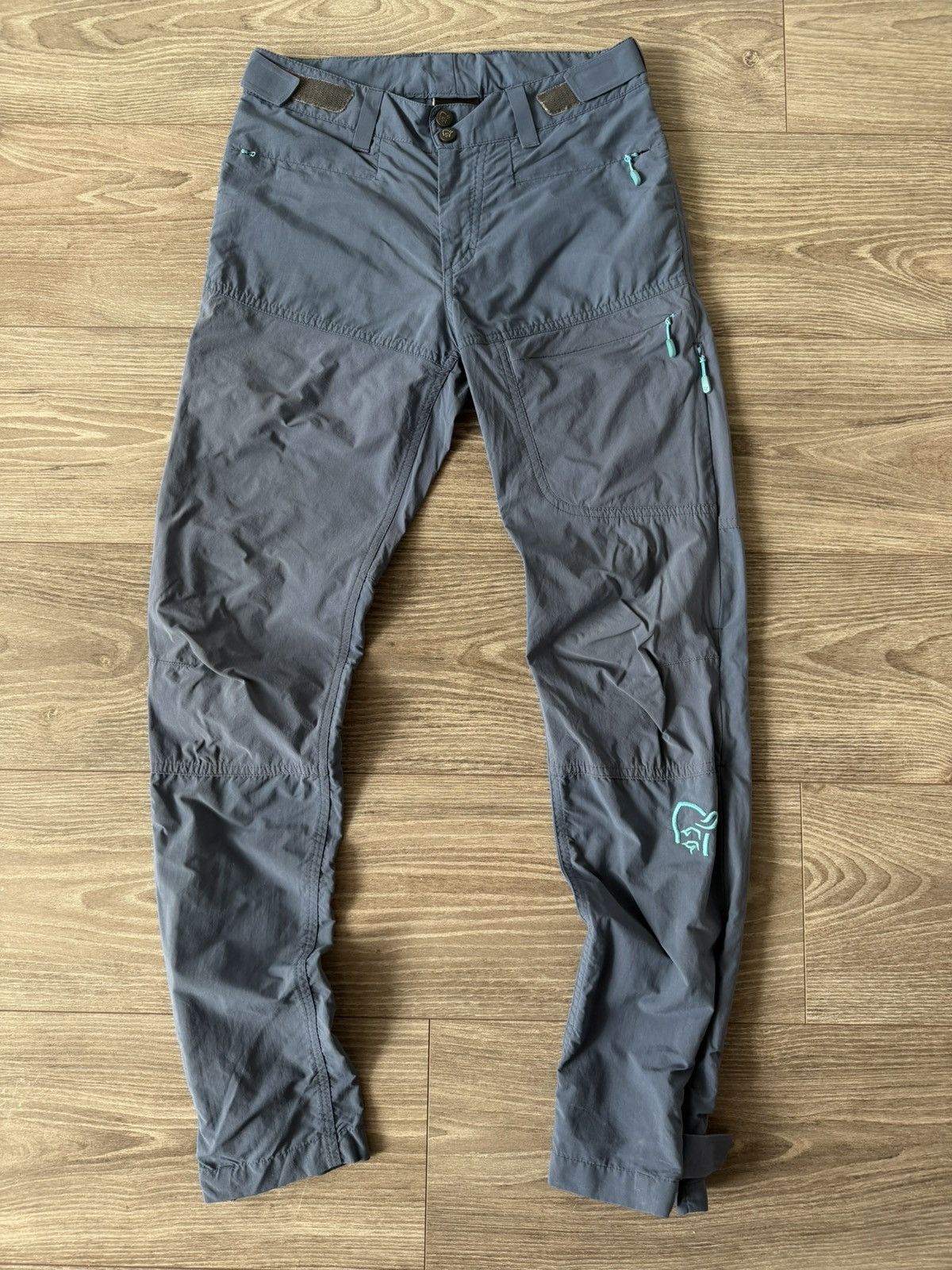 Norrona Norrona Lightweight Big Logo Gorpcore Cool Regular Pants Size 25" / US 0 / IT 36 - 3 Thumbnail