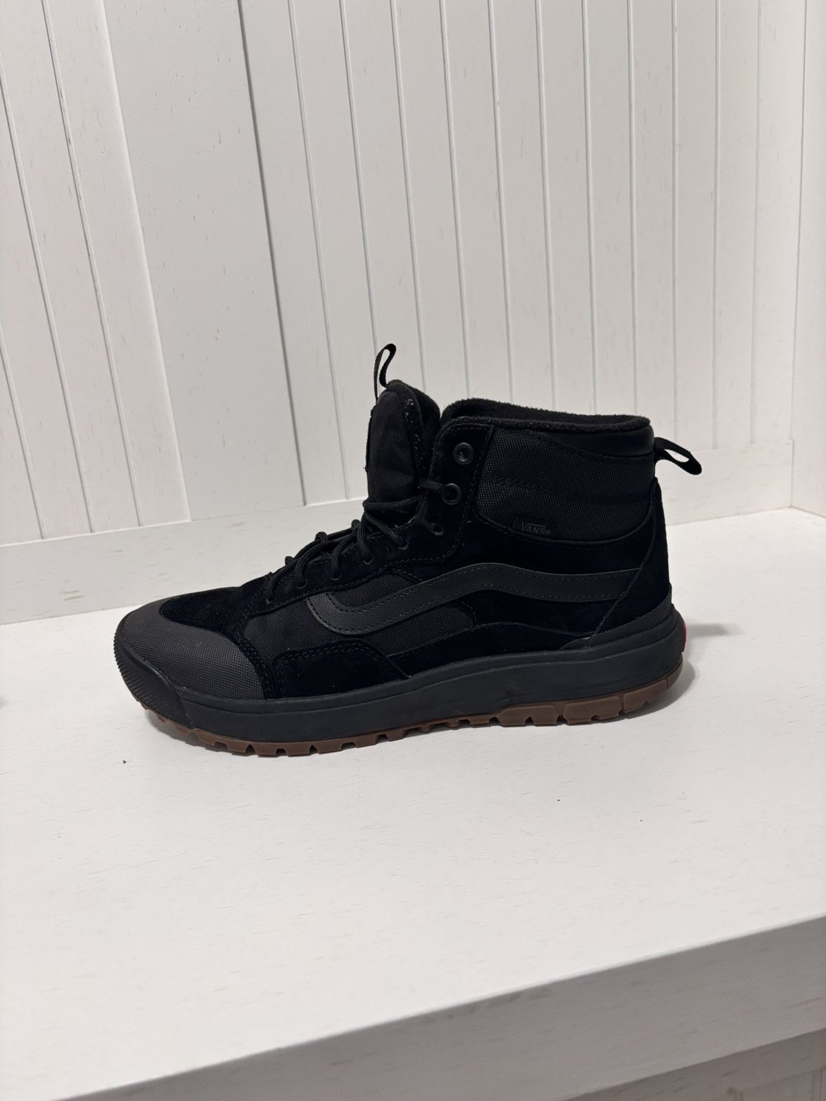 Vans MTE UltraRange EXO Hi shoe. M 10. Size US 10 / EU 43 - 2 Thumbnail