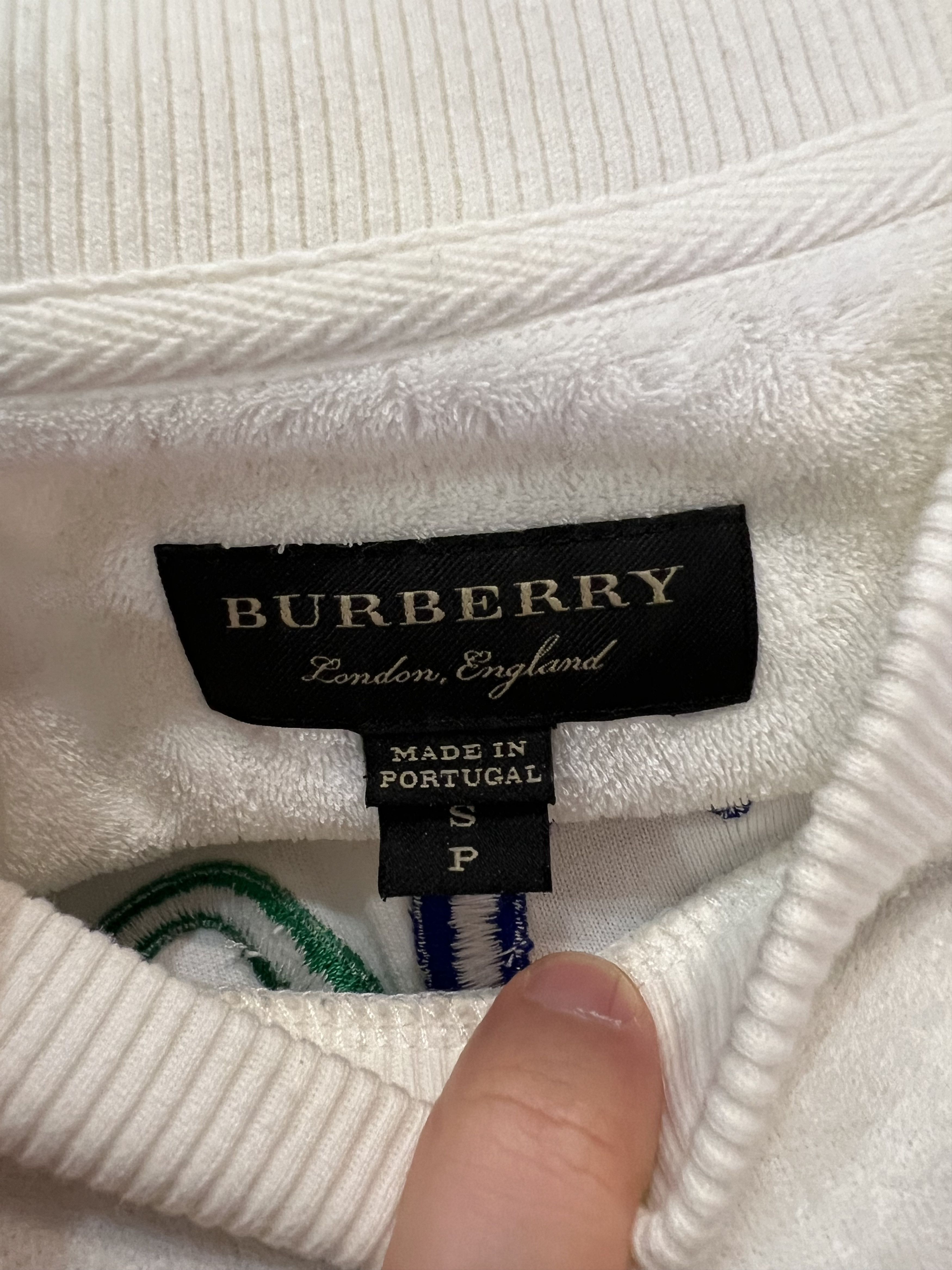 Burberry Embroidered Logo Sweatshirt Size S / US 4 / IT 40 - 2 Thumbnail