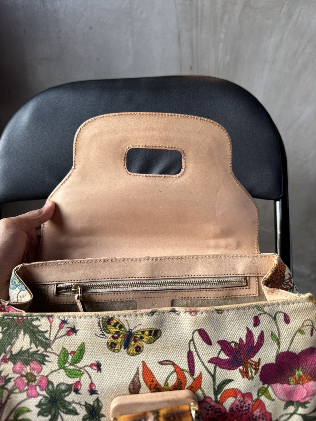 Gucci Gucci Bamboo Flora Nailhead Canvas Handbag Multiple colors Size ONE SIZE - 12 Thumbnail