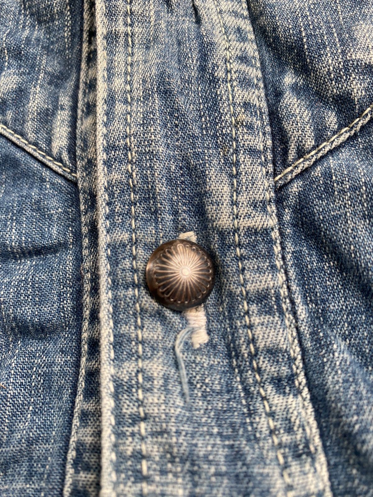 Isamu Katayama Backlash Isamu Katayama Backlash wash western denim shirt Size US S / EU 44-46 / 1 - 8 Thumbnail
