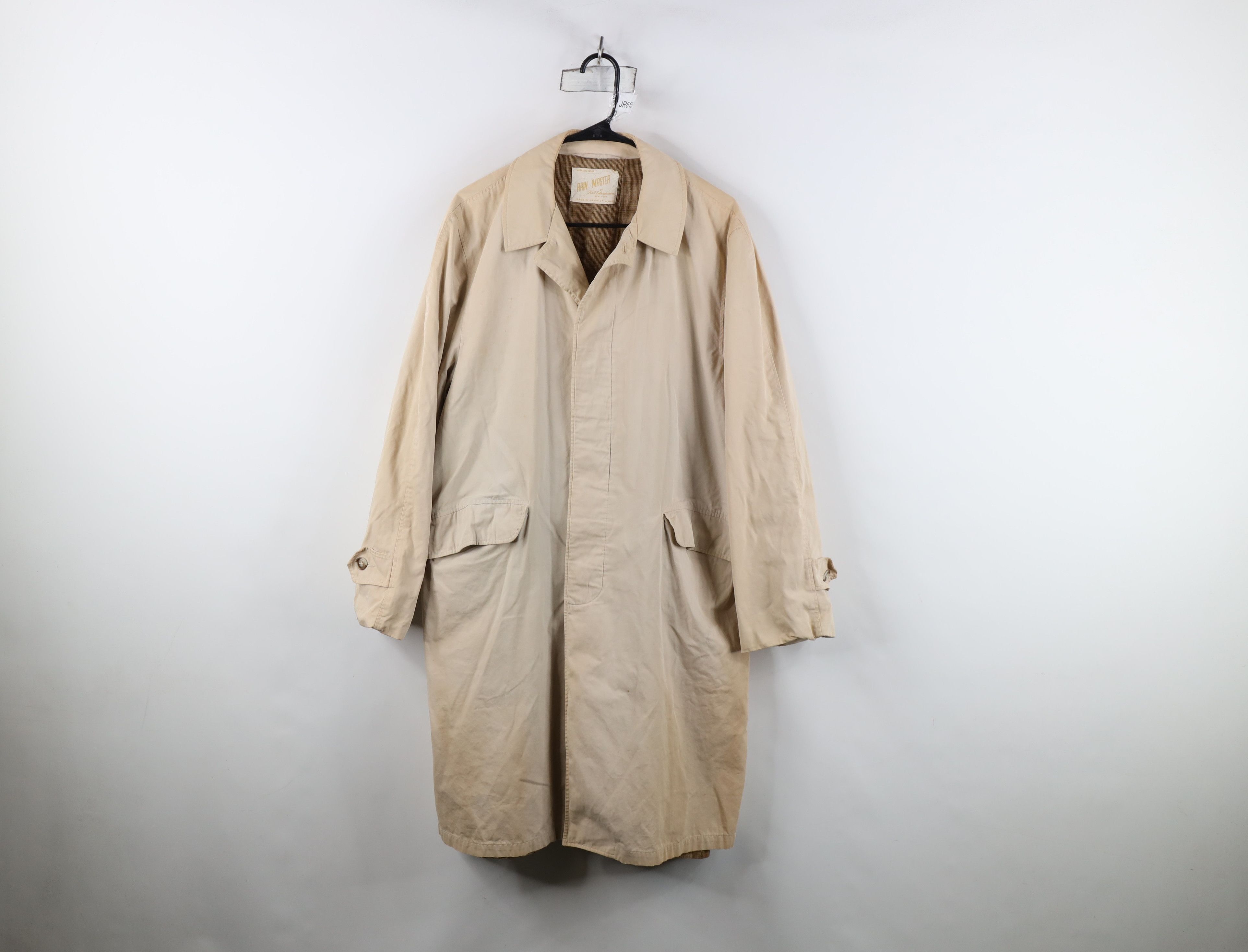 Vintage Vintage 60s 70s Streetwear Trench Coat Rain Jacket Beige Tan Size US L / EU 52-54 / 3 - 1 Thumbnail