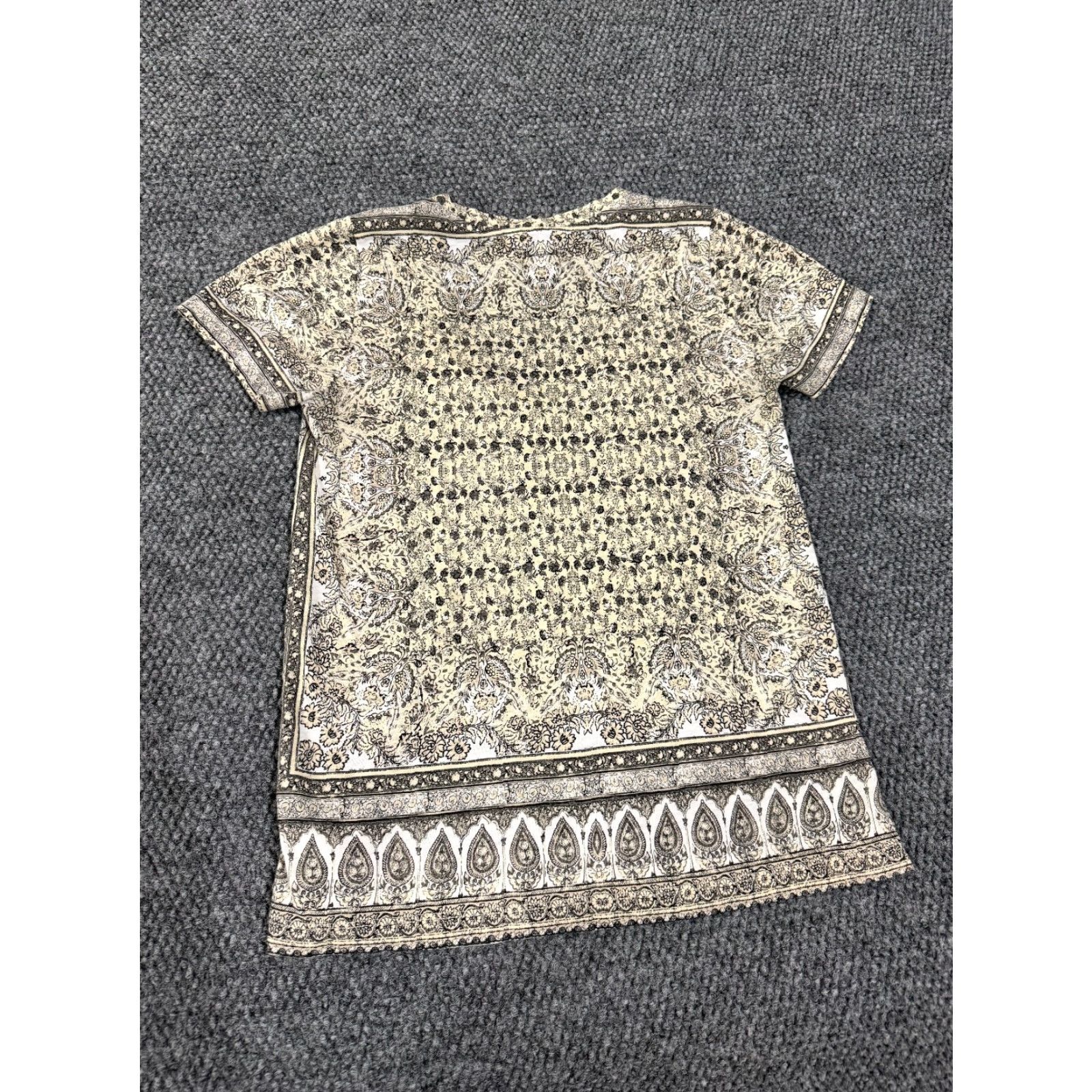 Lucky Brand Lucky Brand Blouse Shirt Womens XS Beige Black Floral Paisley Short Sleeve Boho Tunic V-Neck Lightweight Casual Regular Cotton Modal Rayon Modern Size XS / US 0-2 / IT 36-38 - 6 Thumbnail