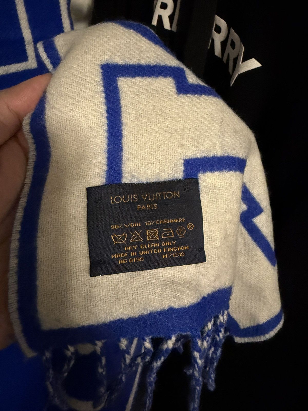 Louis Vuitton Louis Vuitton Varsity Scarf Size ONE SIZE - 4 Thumbnail