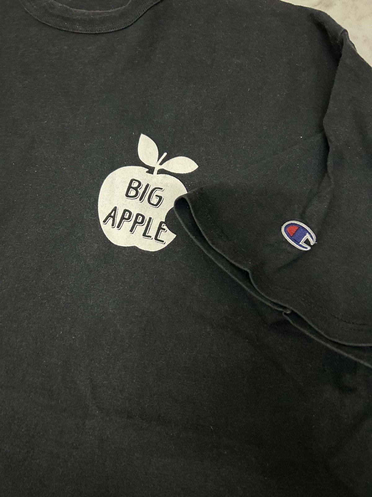 Champion VINTAGE CHAMPION X BIG APPLE Size US XL / EU 56 / 4 - 7 Thumbnail