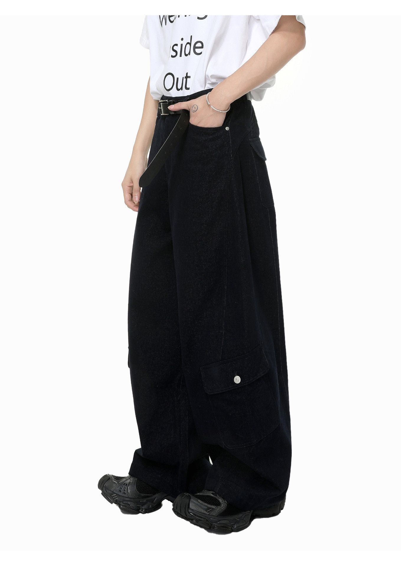 Japanese Brand Men's vibe multi-pocket patchwork curved loose jeans Size US 32 / EU 48 - 3 Thumbnail