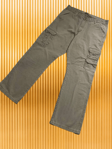 Vintage × Wrangler Wrangler Relaxed Fit Khaki Cargo Pants Size US 36 / EU 52 - 1 Thumbnail
