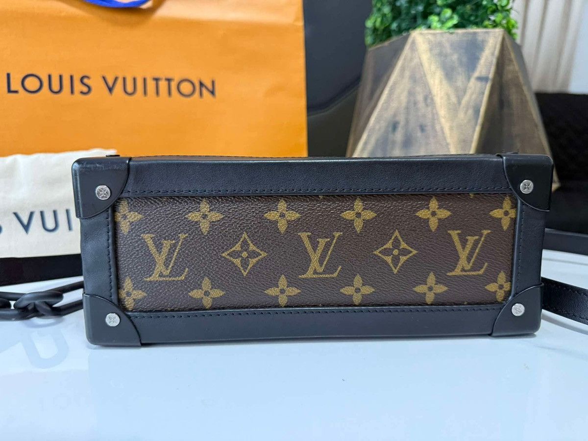 Louis Vuitton Louis Vuitton Soft Trunk Size ONE SIZE - 13 Thumbnail