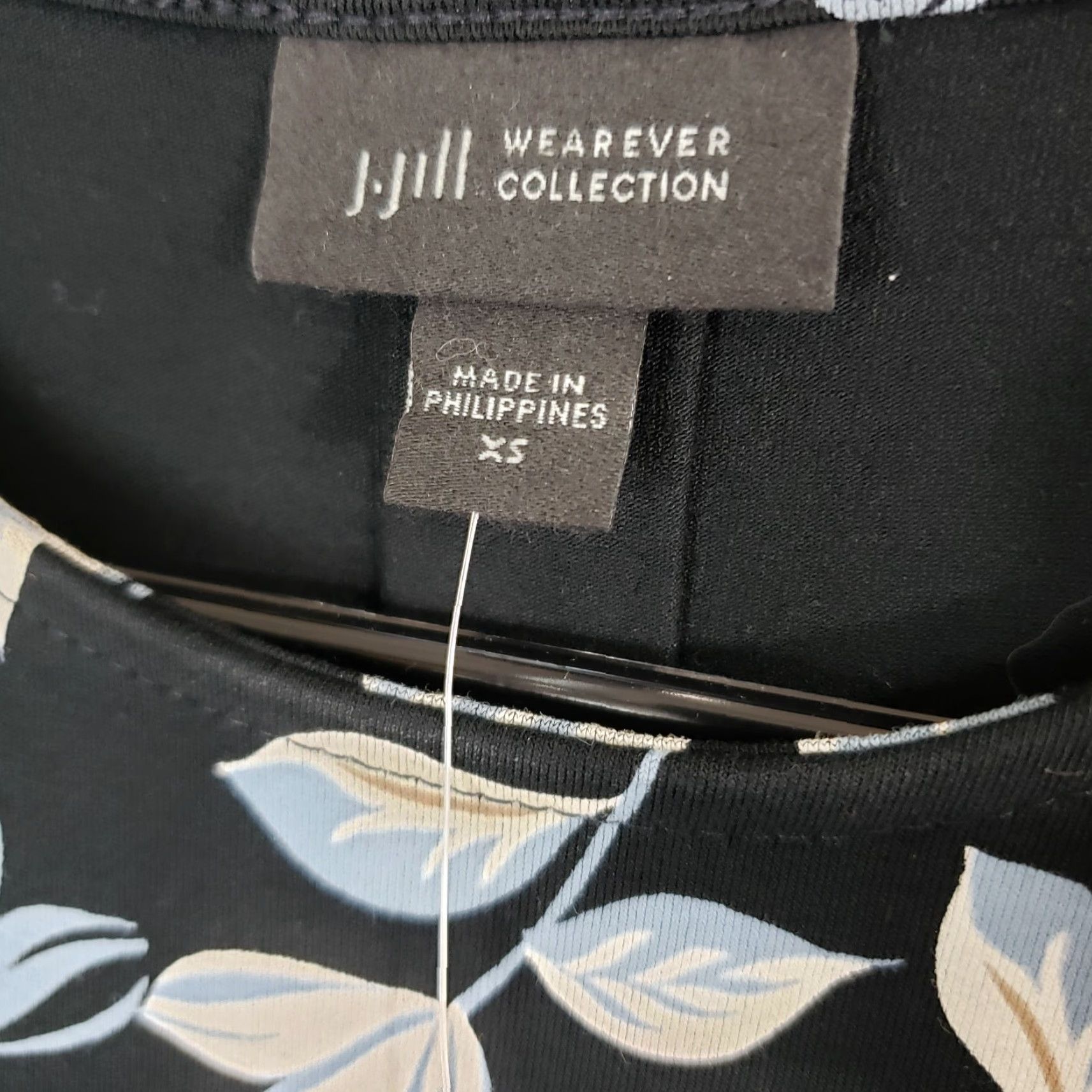 J. Jill J Jill Wearever Collection Dress Womens Sz XS Black Blue Floral Sleeveless Size XS / US 0-2 / IT 36-38 - 8 Thumbnail