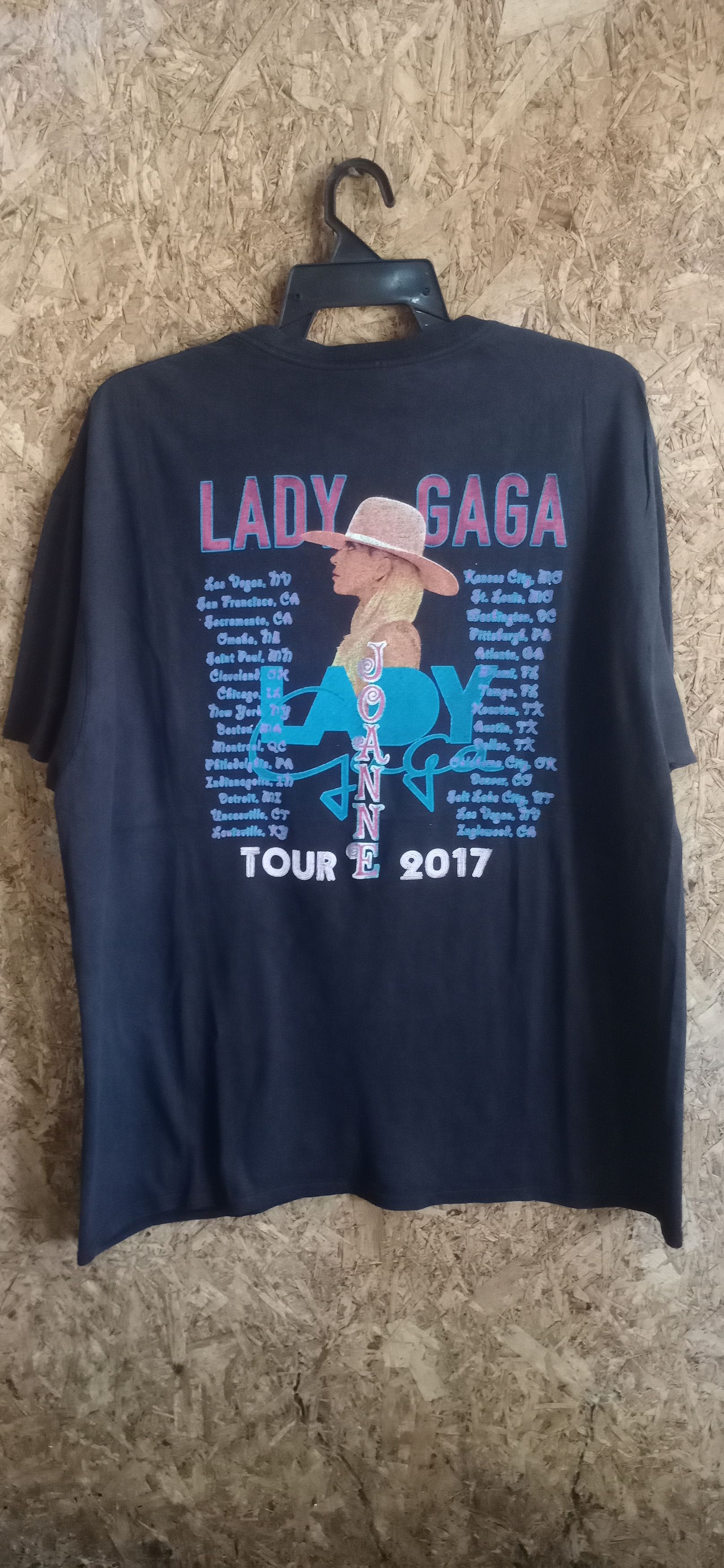 Delta × Top Of The World LADY GAGA WORLD TOUR 2017 Size US XL / EU 56 / 4 - 2 Thumbnail