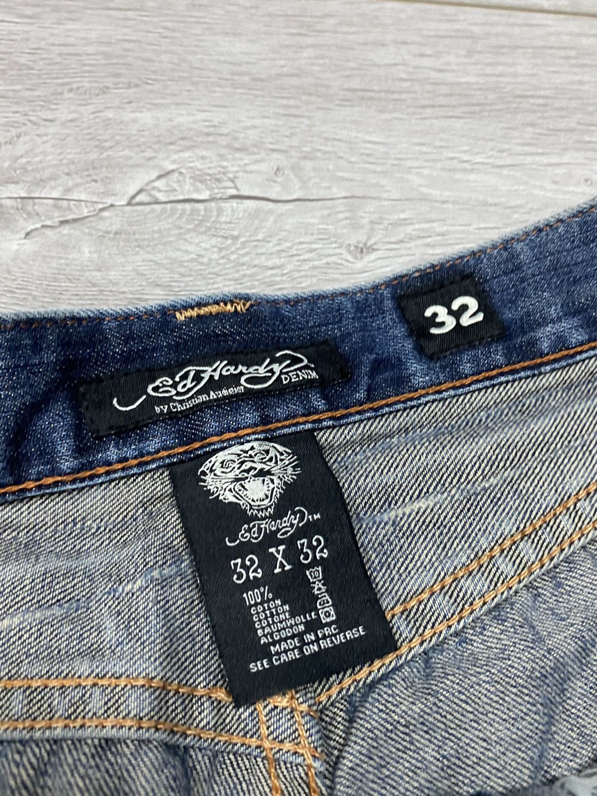 Ed Hardy Ed Hardy 💀 vintage big logo skull denim shorts Size US 32 / EU 48 - 8 Thumbnail