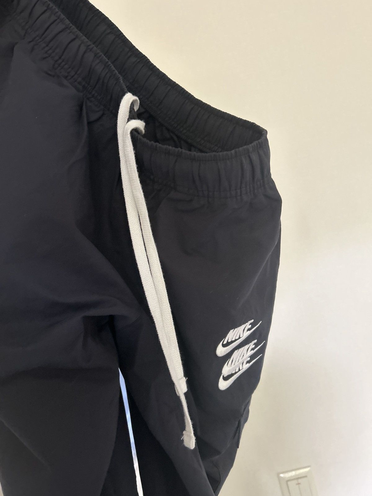 Nike Rare Nike Pants Triple Swoosh Size US 35 - 4 Thumbnail
