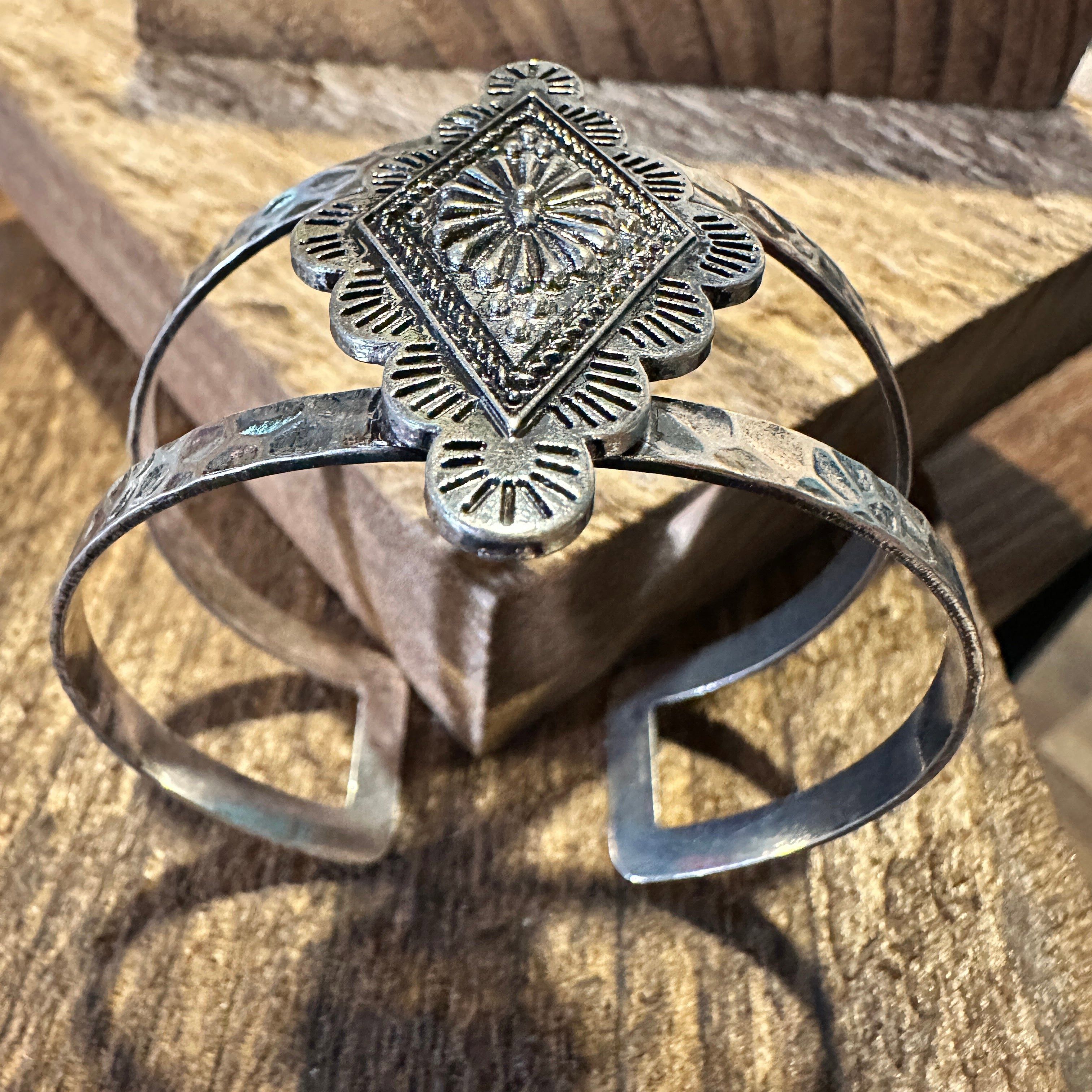 Other Boho Vintage Chic Southwestern Concho Open Cuff Bracelet, Gi Size ONE SIZE - 4 Thumbnail