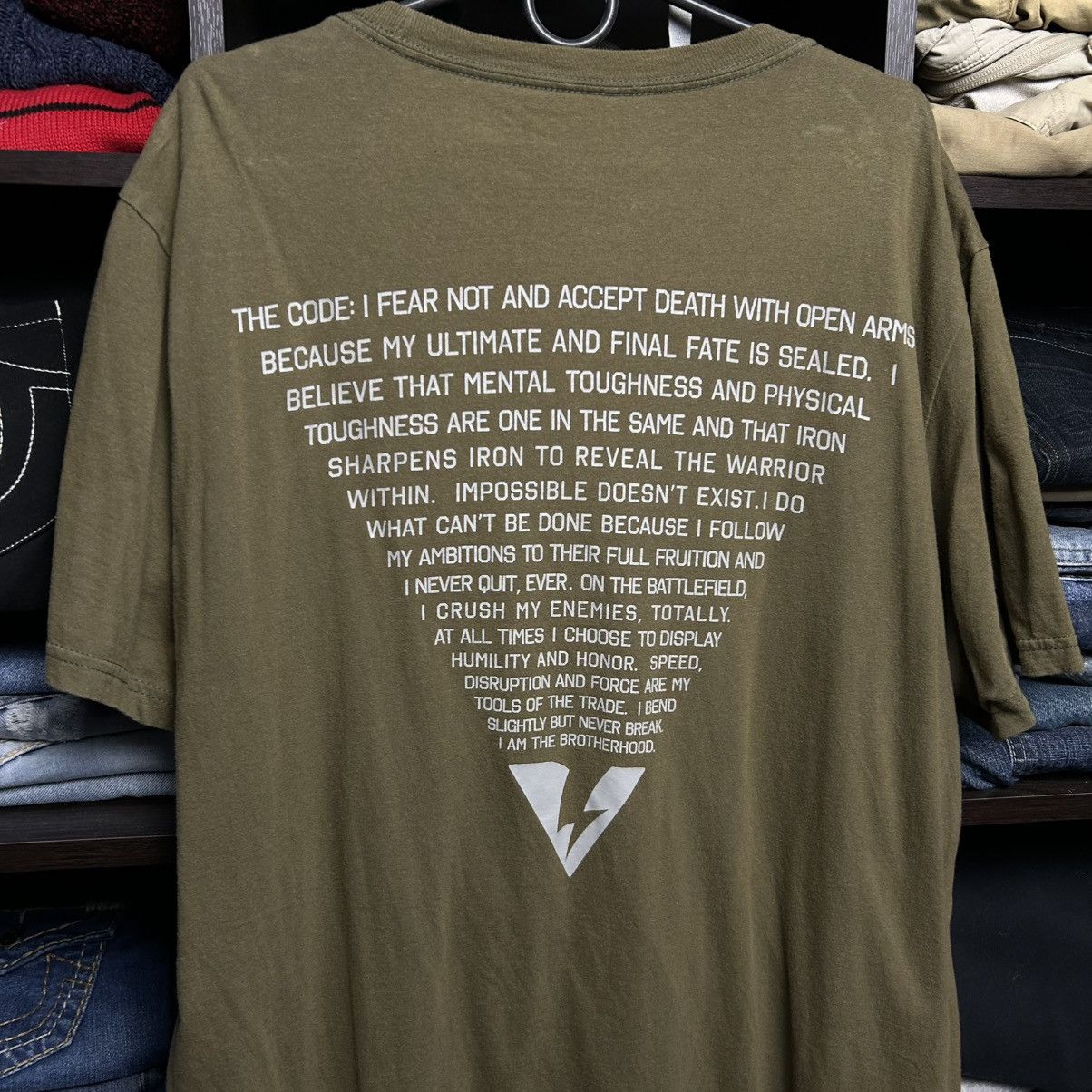 Oakley Vintage Oakley Softwear Big Logo y2k opium tee size L Size US L / EU 52-54 / 3 - 2 Thumbnail