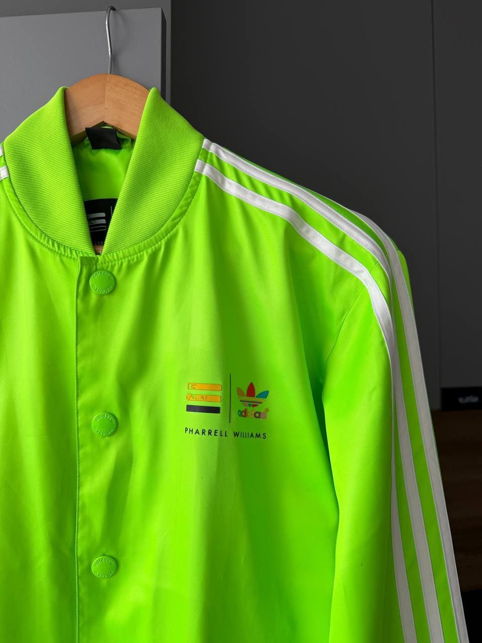 Adidas × Pharrell Pharrell Williams x Adidas Toxic Green Jacket Size US M / EU 48-50 / 2 - 2 Thumbnail
