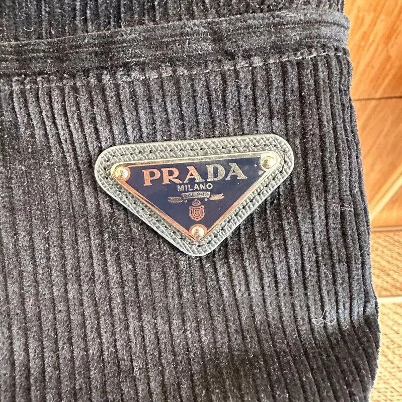 Prada Prada Men's Navy Cotton Shorts. Size US 34 / EU 50 - 3 Thumbnail