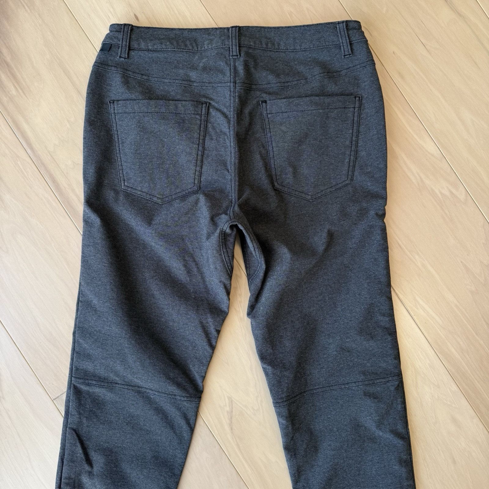 Lululemon Lululemon ABC Pants 30 Dark Gray Athleisure Workwear Size US 30 / EU 46 - 7 Thumbnail