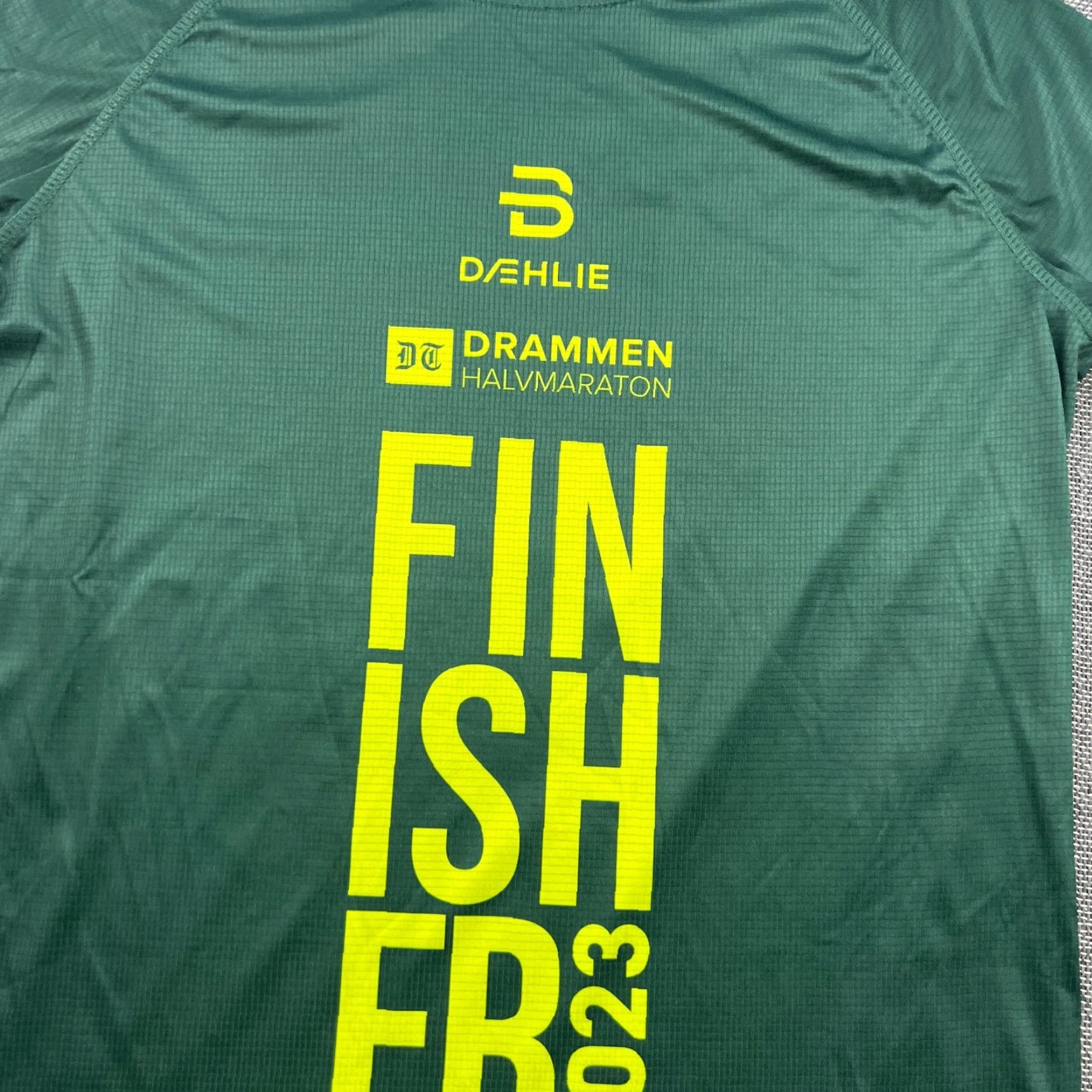 Vintage Bjorn Daehlie Mens Shirt Small Green Marathon Sparebank Running Triathlon Shirt Slim Quick Dry Stretch Men XS? Size US S / EU 44-46 / 1 - 7 Thumbnail