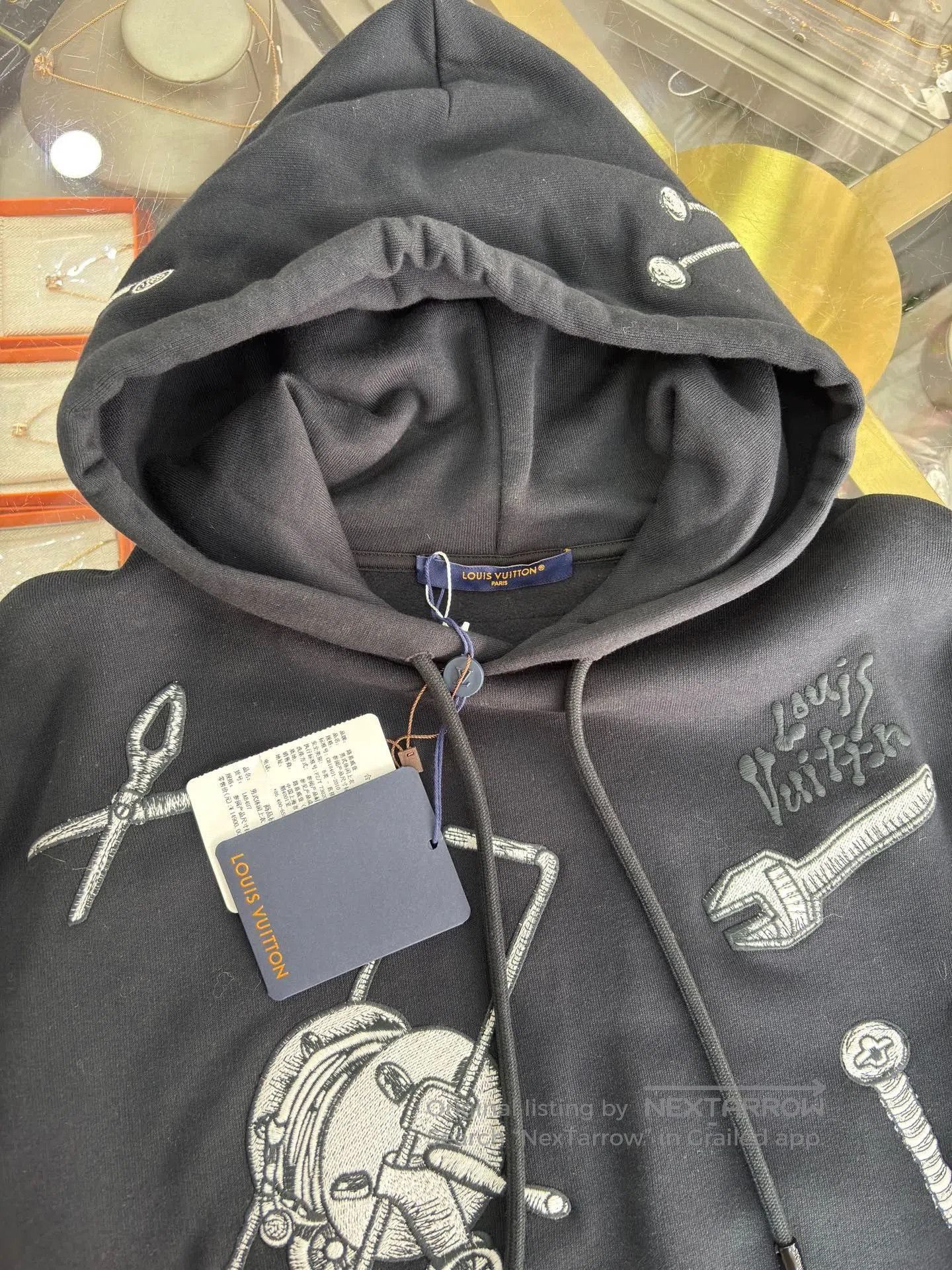 Louis Vuitton LV Black Tool Embroidered Men's Hoodie. Size US S / EU 44-46 / 1 - 2 Thumbnail
