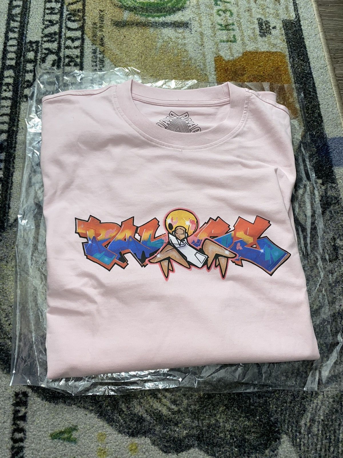 Palace Palace Zomby T-Shirt Light Pink 2021 Size US XL / EU 56 / 4 - 1 Thumbnail