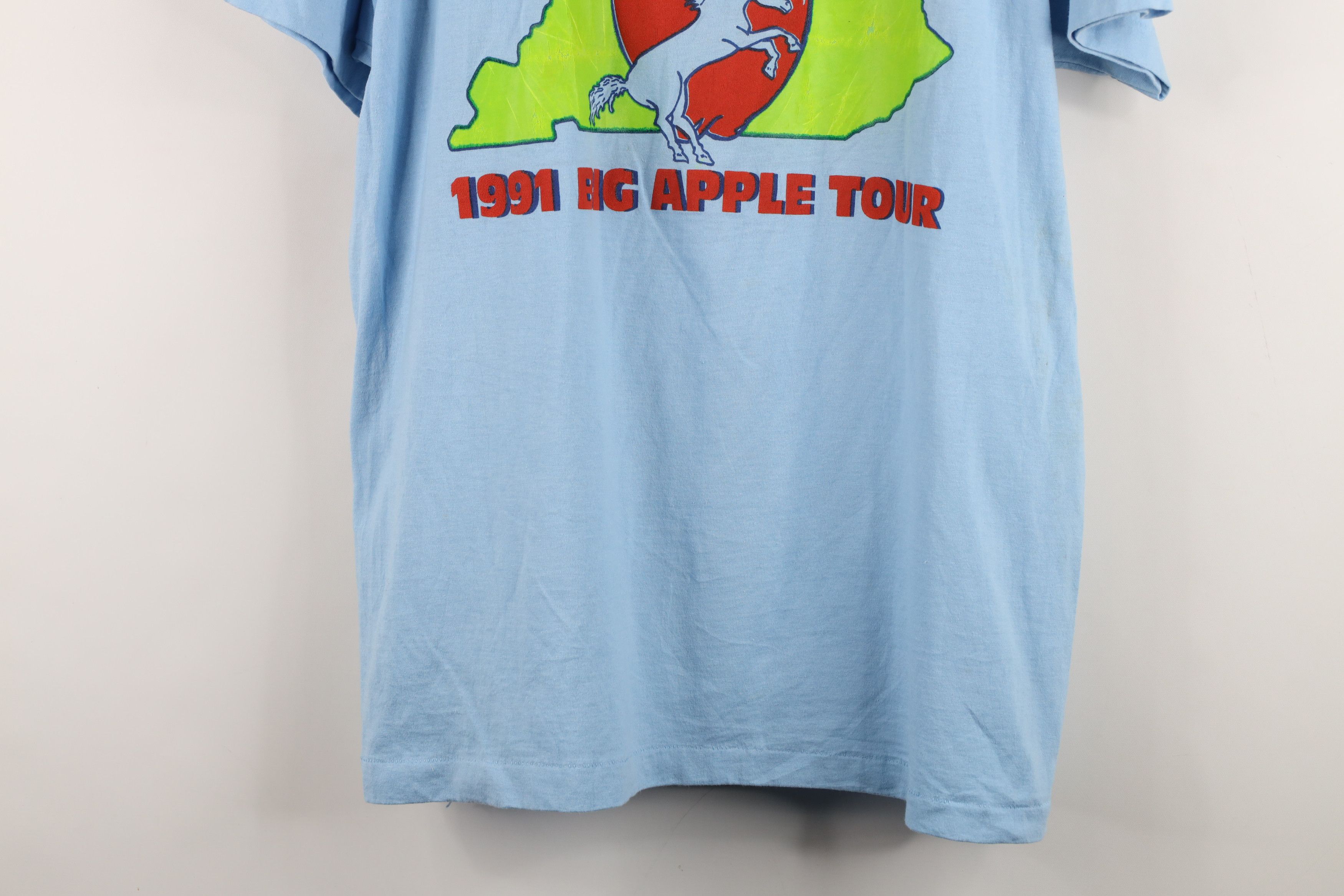 Vintage Vintage 90s Chorus Big Apple New York Tour T-Shirt USA Size US L / EU 52-54 / 3 - 3 Thumbnail
