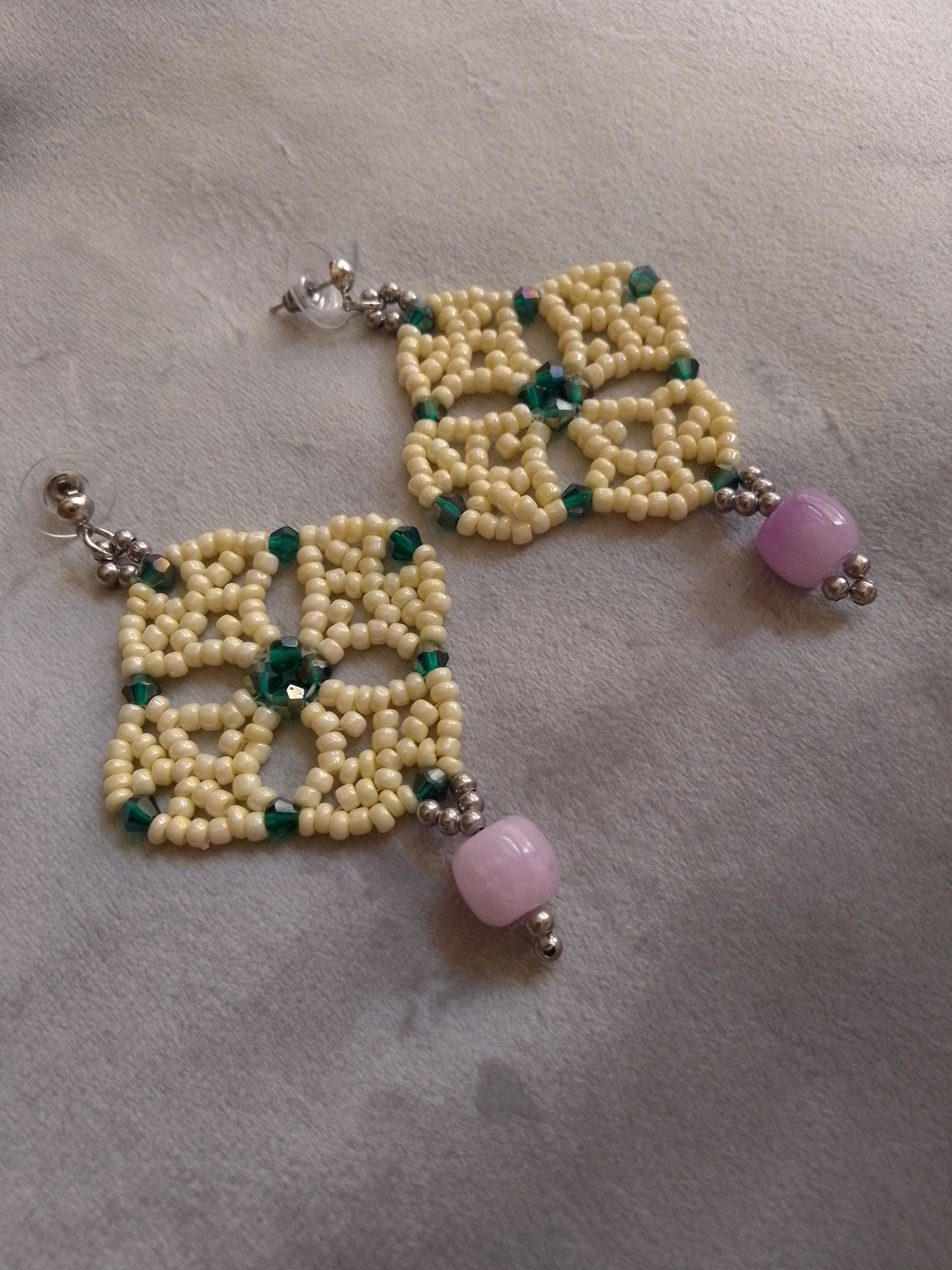 Handmade Earrings flower shaped with purple natural jade dangling Size ONE SIZE - 3 Thumbnail
