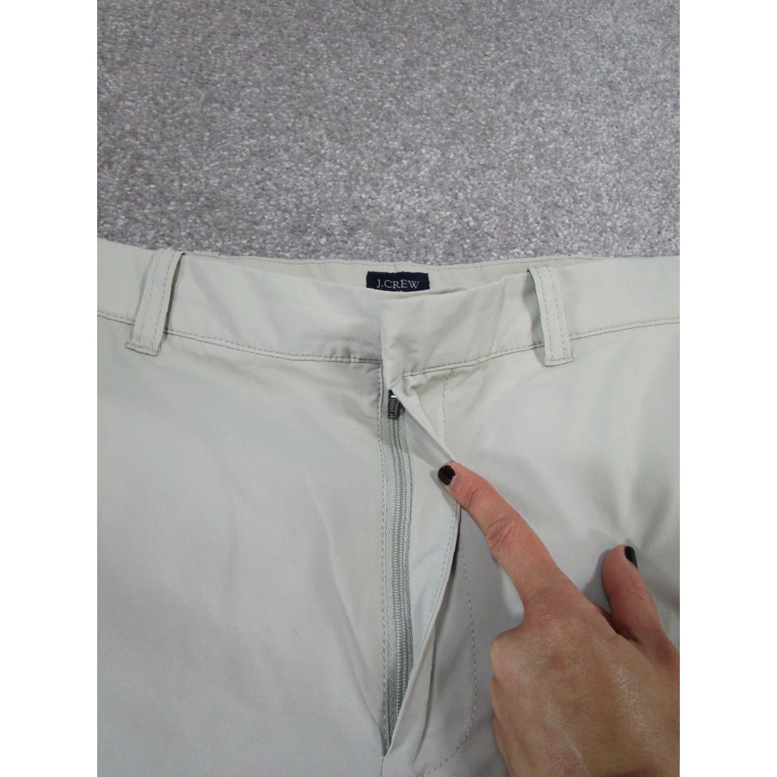 J.Crew J.CREW Shorts Mens 36 Beige Lightweight 9" Chino Casual, Travel, Workwear Cotton Polyester - Read Size US 36 / EU 52 - 5 Thumbnail