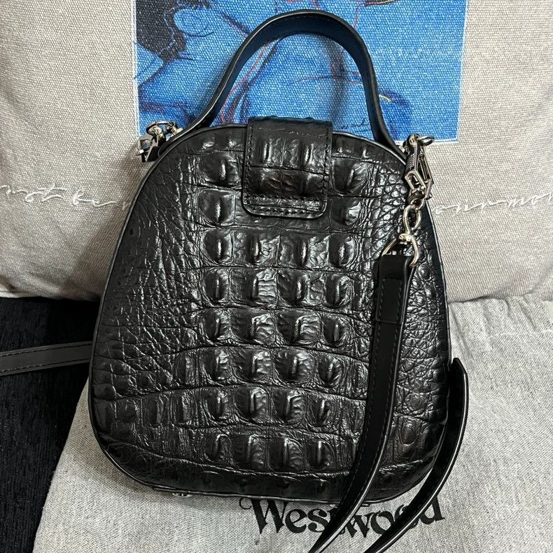 Vivienne Westwood Vivienne Westwood size os Ostrich embossed leather handbag Size ONE SIZE - 5 Thumbnail
