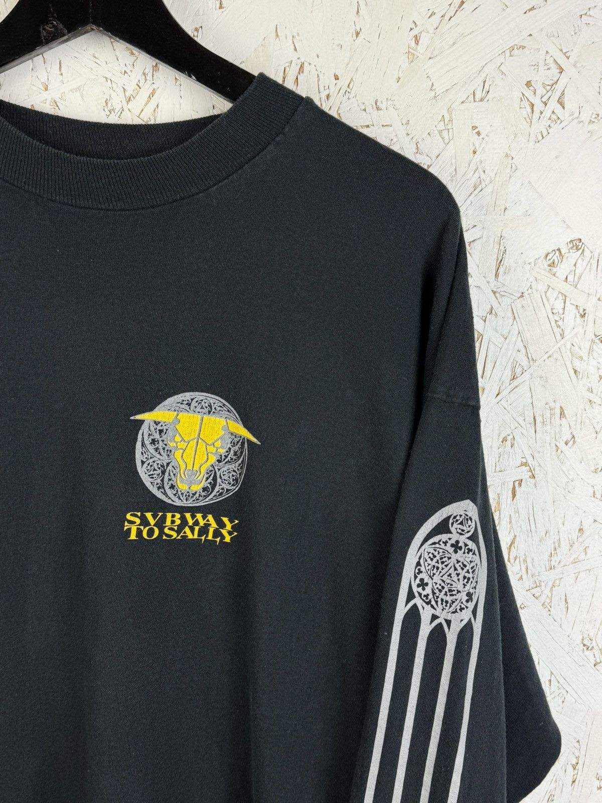 Band Tees 90s Subway To Sally 1995 MCMXCV Rock Metal Band Long Sleeve Size US XL / EU 56 / 4 - 2 Thumbnail