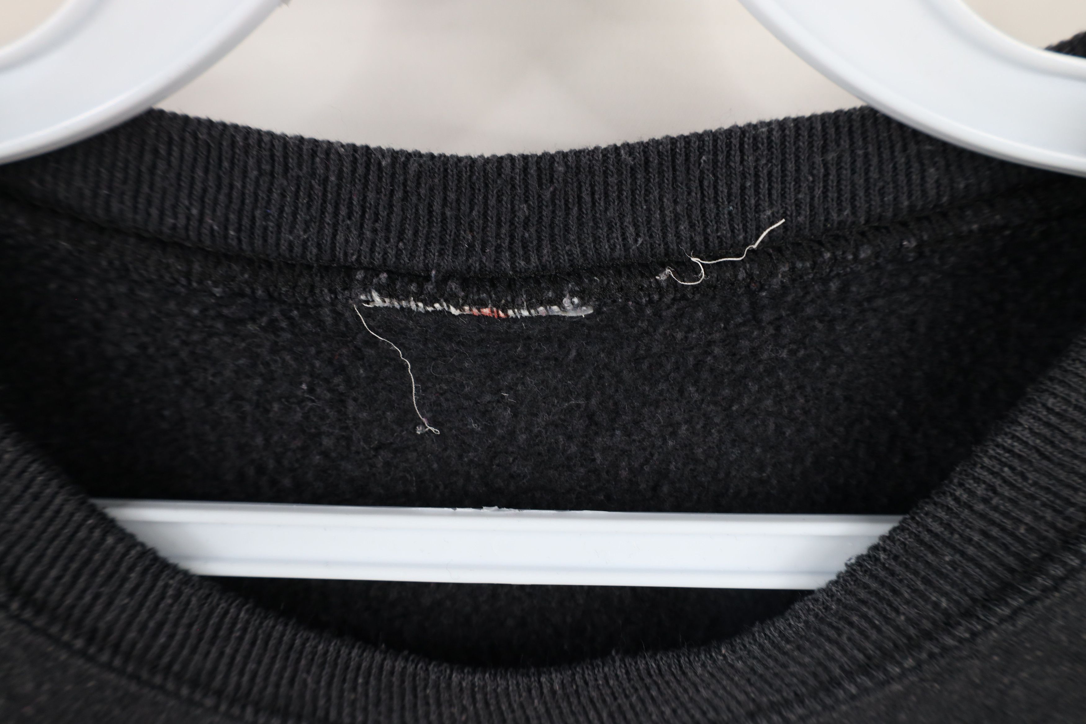 Vintage Vintage 90s Streetwear Faded Blank Crewneck Sweatshirt Black Size US XL / EU 56 / 4 - 5 Thumbnail