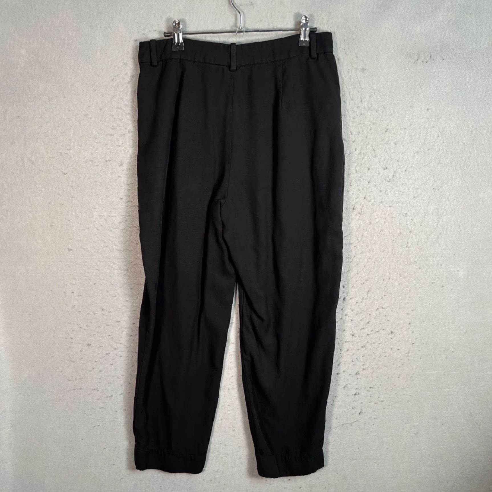 Everlane Everlane Dress Pants Womens Tapered Leg Lyocell Black Size 4 Size 27" / US 4 / IT 40 - 2 Thumbnail