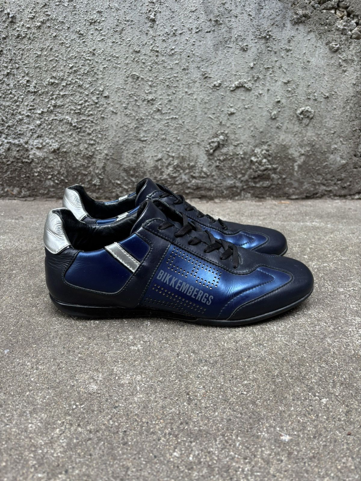 Dirk Bikkembergs Vintage Dirk Bikkembergs navy blue and silver trainers Size US 8 / EU 41 - 3 Thumbnail