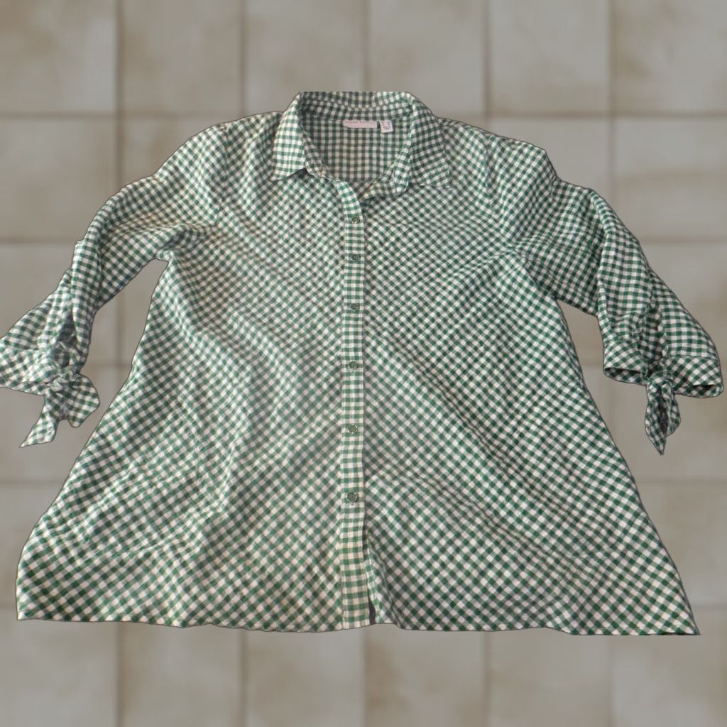 Vintage Susan Graver Blouse Shirt Womens Classic Casual Stretch Knit Green 12 Button Collared Long Sleeve Pullover Size XL / US 12-14 / IT 48-50 - 1 Thumbnail