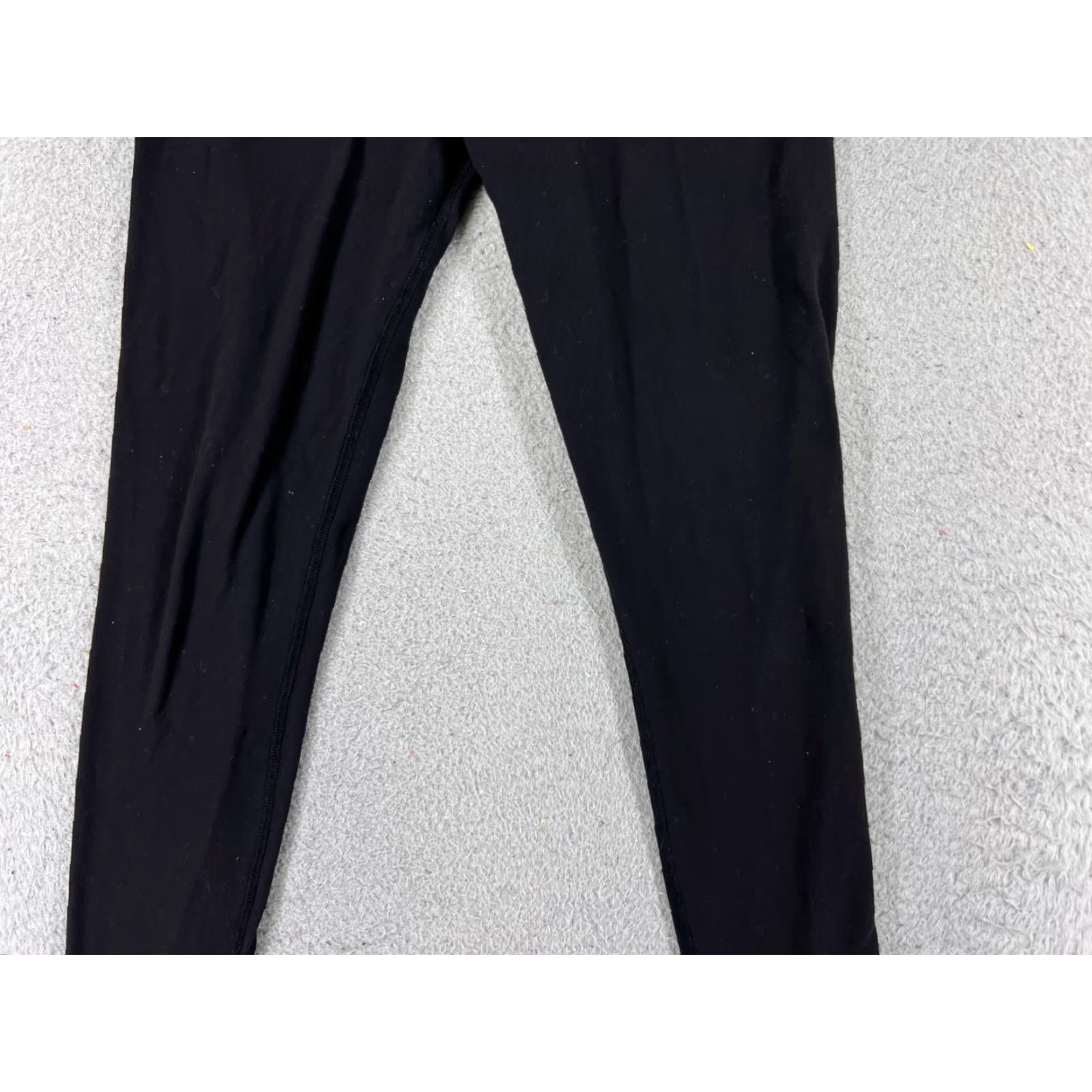 Lululemon LULULEMON Reversible Wunder Under Pants Womens 6 Black 30" Tapered Athleisure Yoga Size 28" / US 6 / IT 42 - 3 Thumbnail
