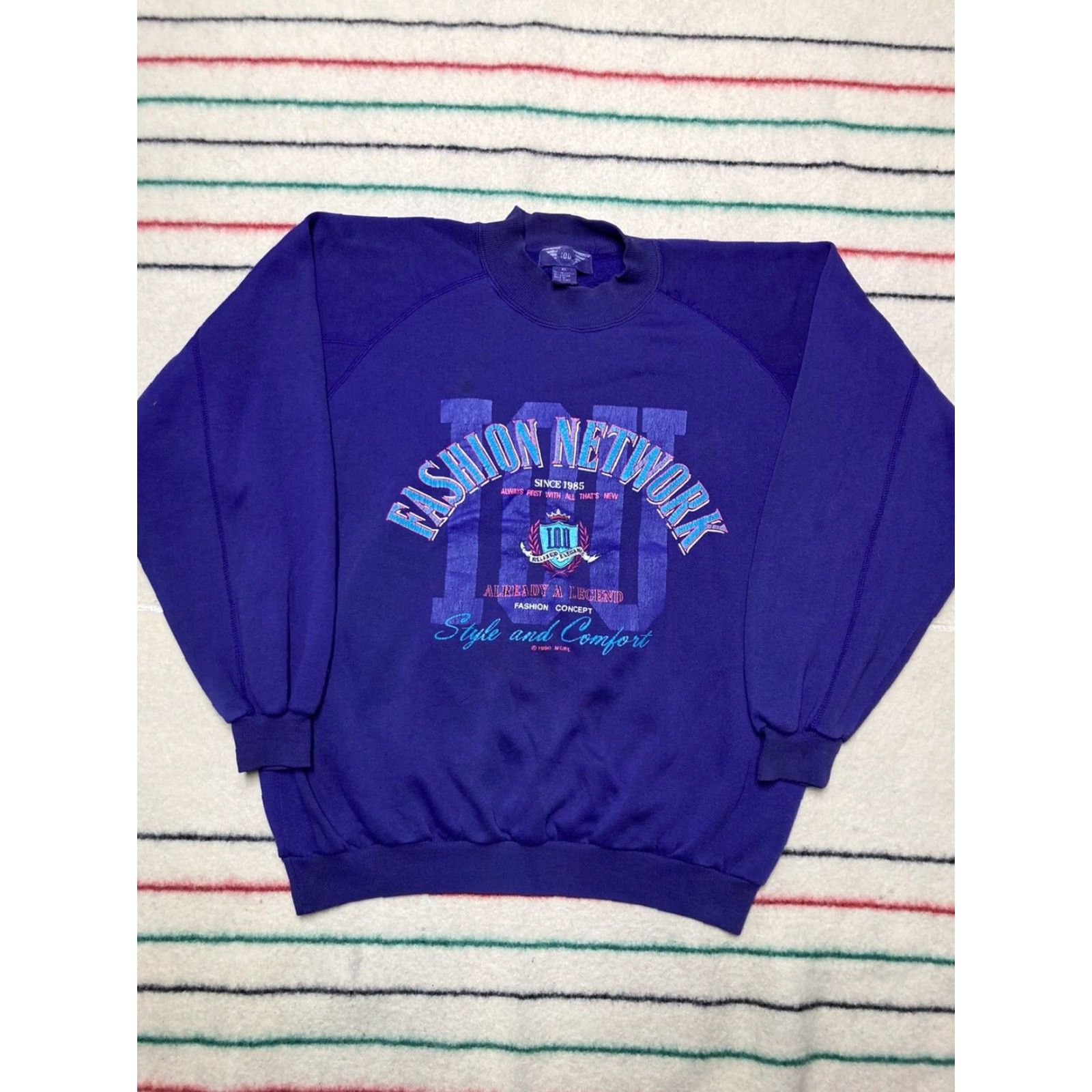 Vintage VINTAGE 90s graphic t shirt fashion network style 1990 already a legend adult XL Men Purple T-Shirt 90s Size US XL / EU 56 / 4 - 2 Thumbnail