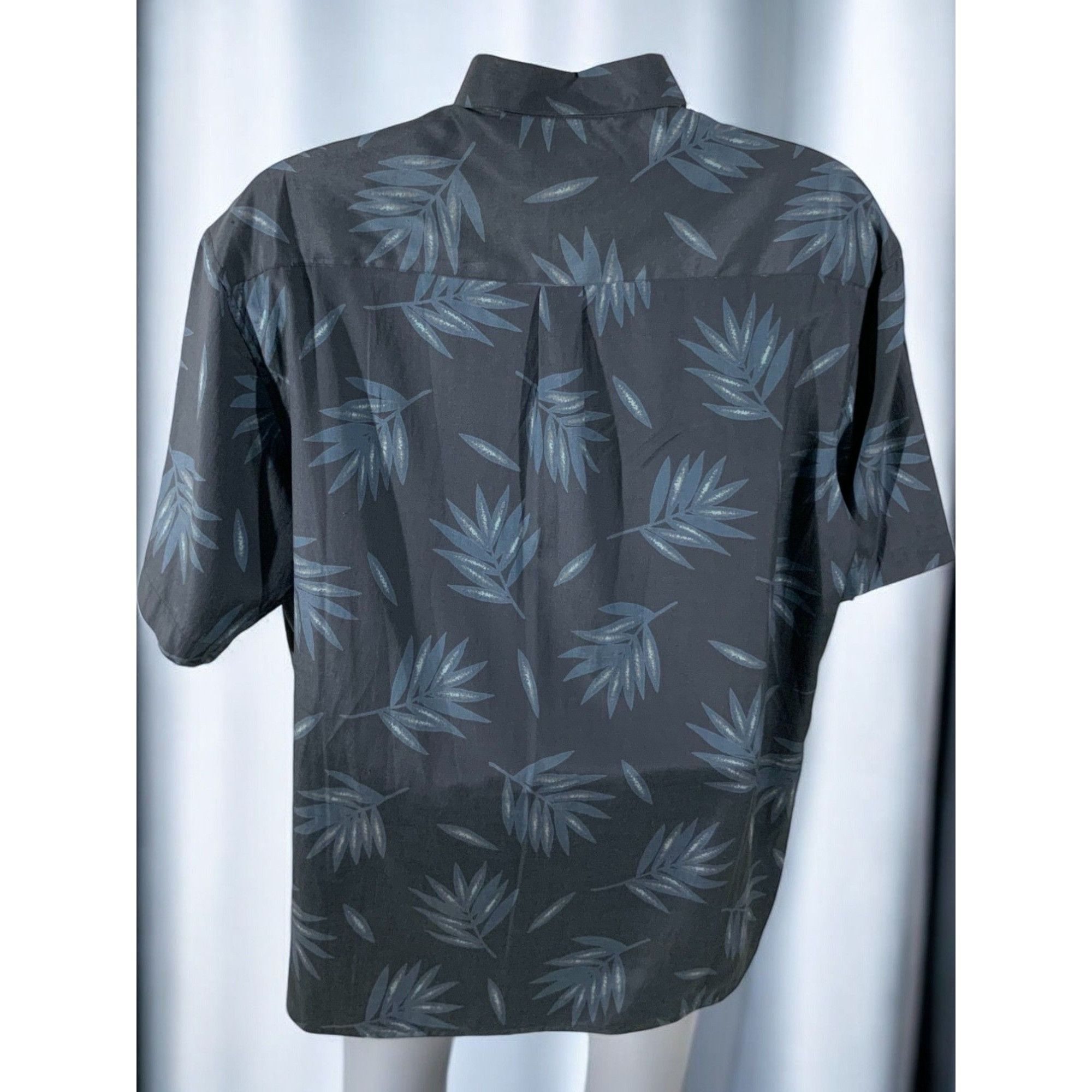 Perry Ellis Perry Ellis Silk Blend Tropical Navy Button Down Shirt New L Size US L / EU 52-54 / 3 - 3 Thumbnail
