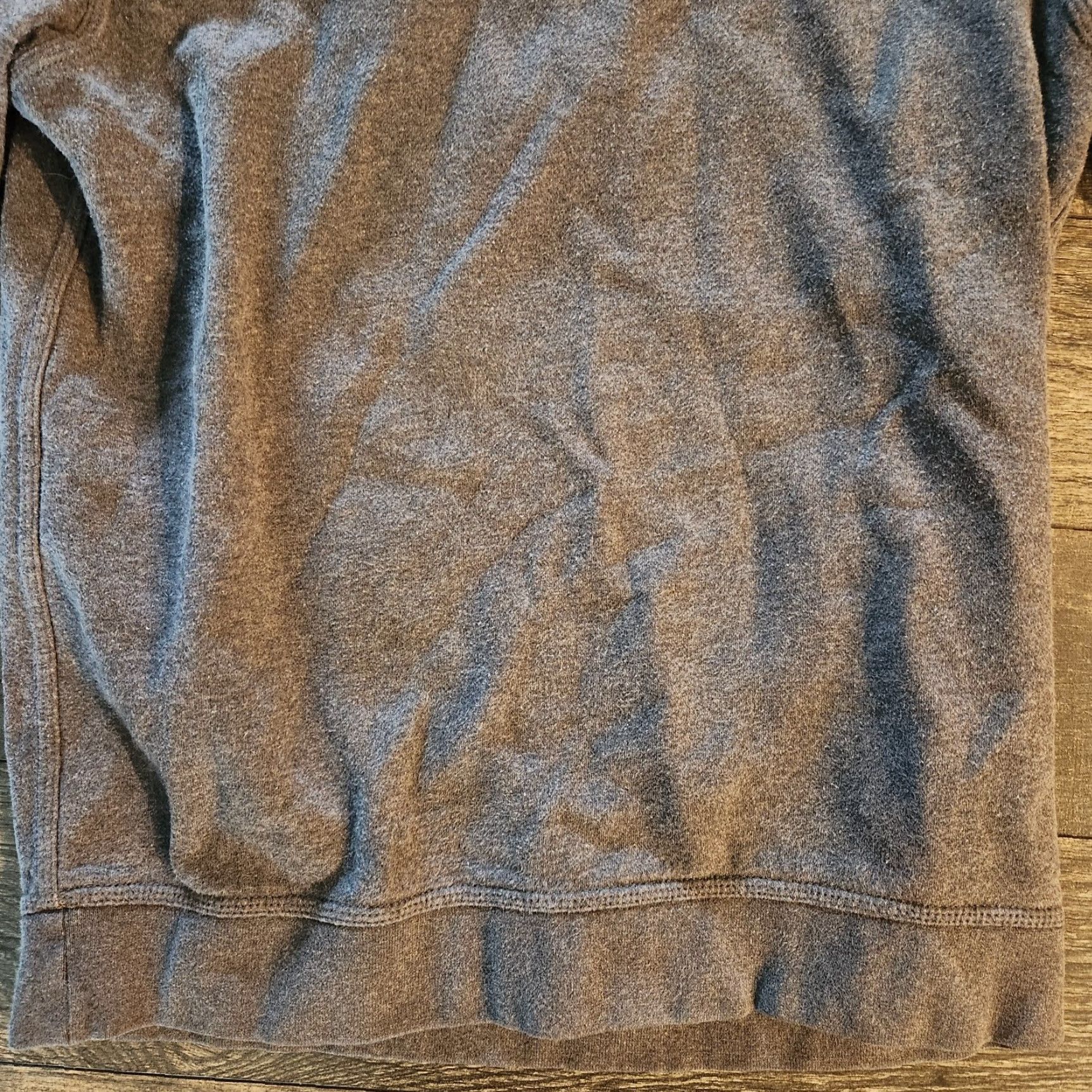 Nike VINTAGE Nike Sweatshirt Crewneck Pullover Gray Swoosh Blue Tag Men’s M Regular Shirt? Size US M / EU 48-50 / 2 - 3 Thumbnail