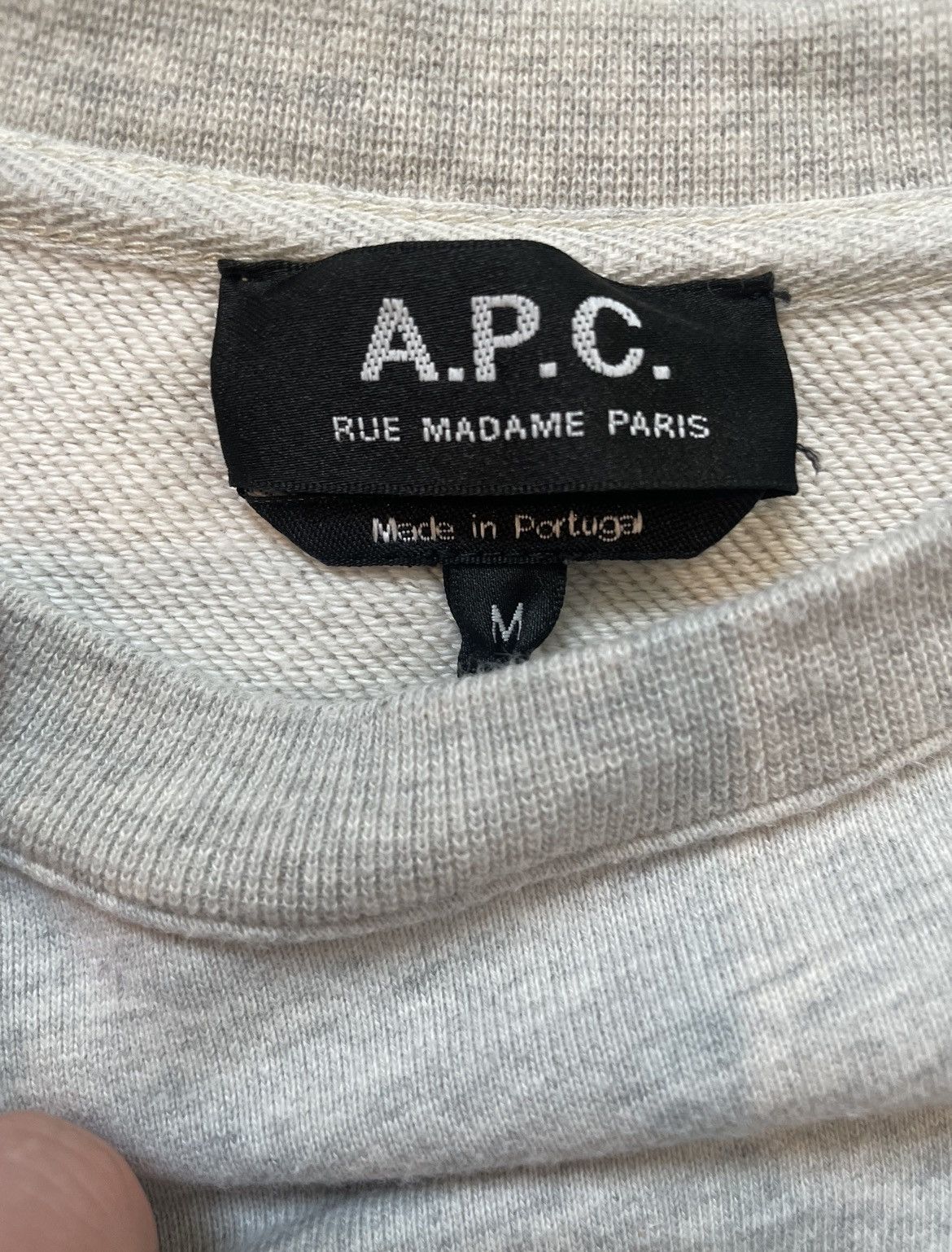 A.P.C. A.P.C. Grey “Rue Madame Paris” Crewneck Size US M / EU 48-50 / 2 - 3 Thumbnail