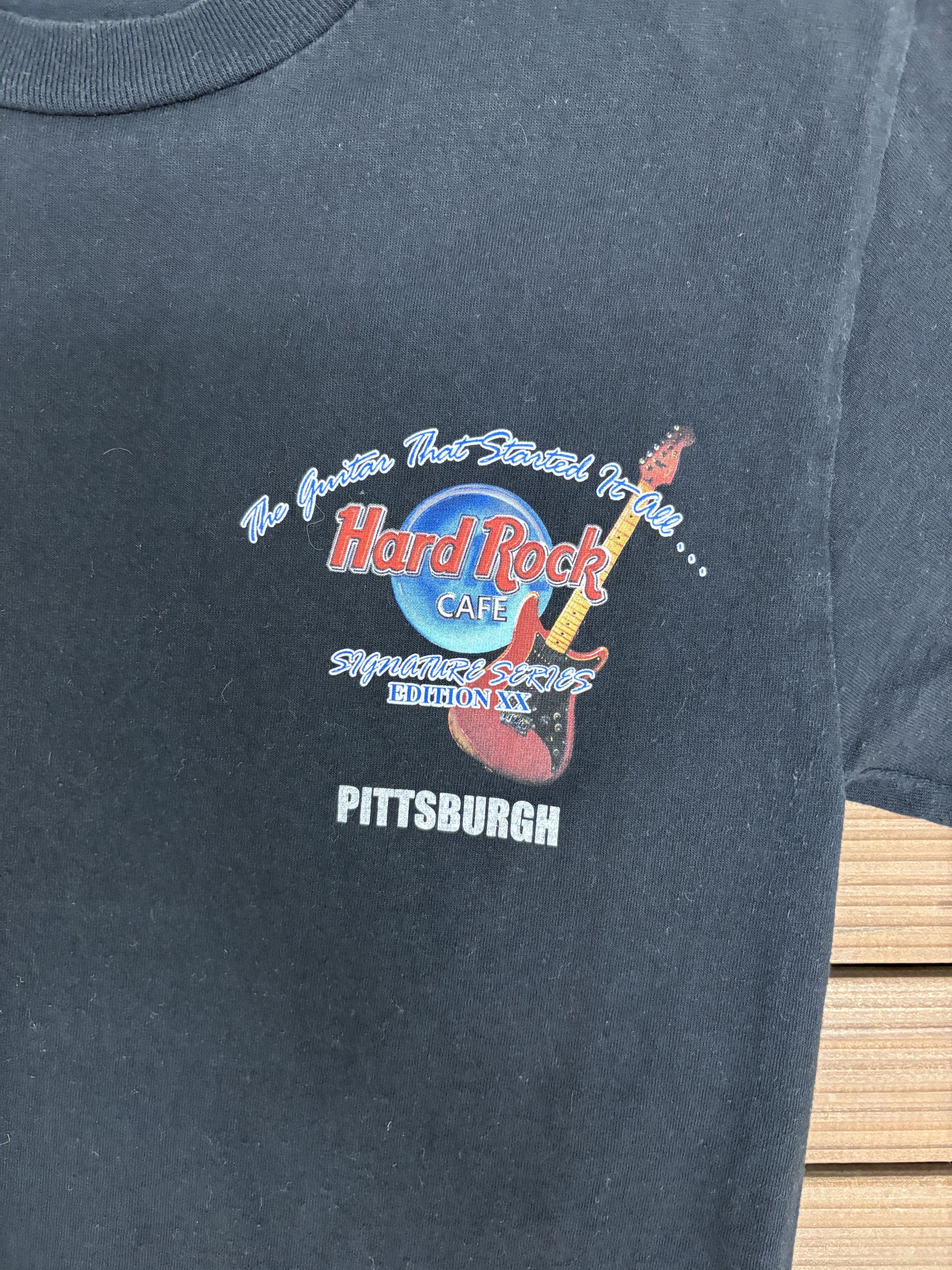 Vintage Hard Rock Cafe Eric Clapton Vintage Black T-Shirt Tee Size US S / EU 44-46 / 1 - 4 Thumbnail