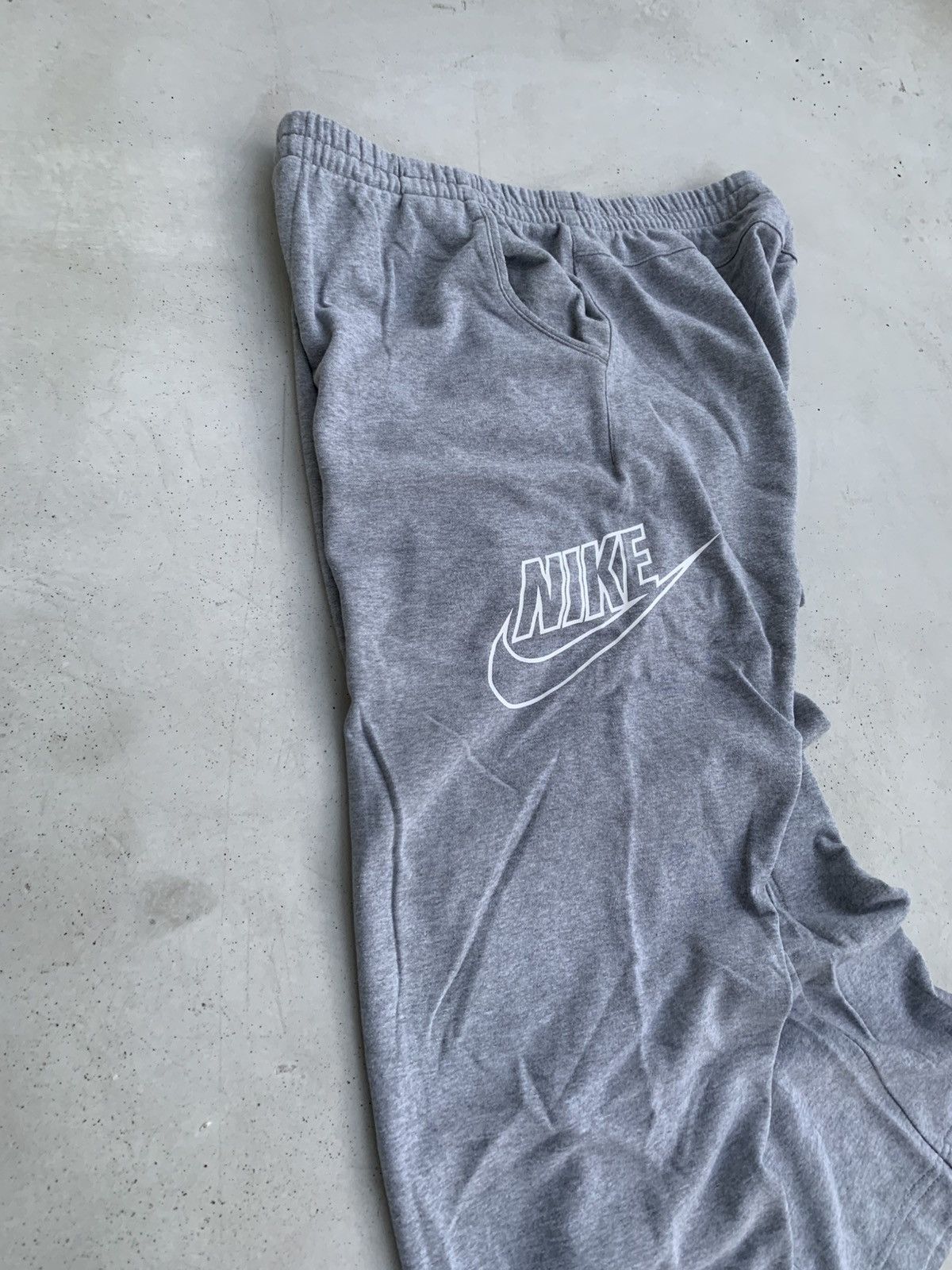 Nike Nike Sweatpants Vintage Baggy Fit Sk8 Style Streetwear Size US 34 / EU 50 - 4 Thumbnail